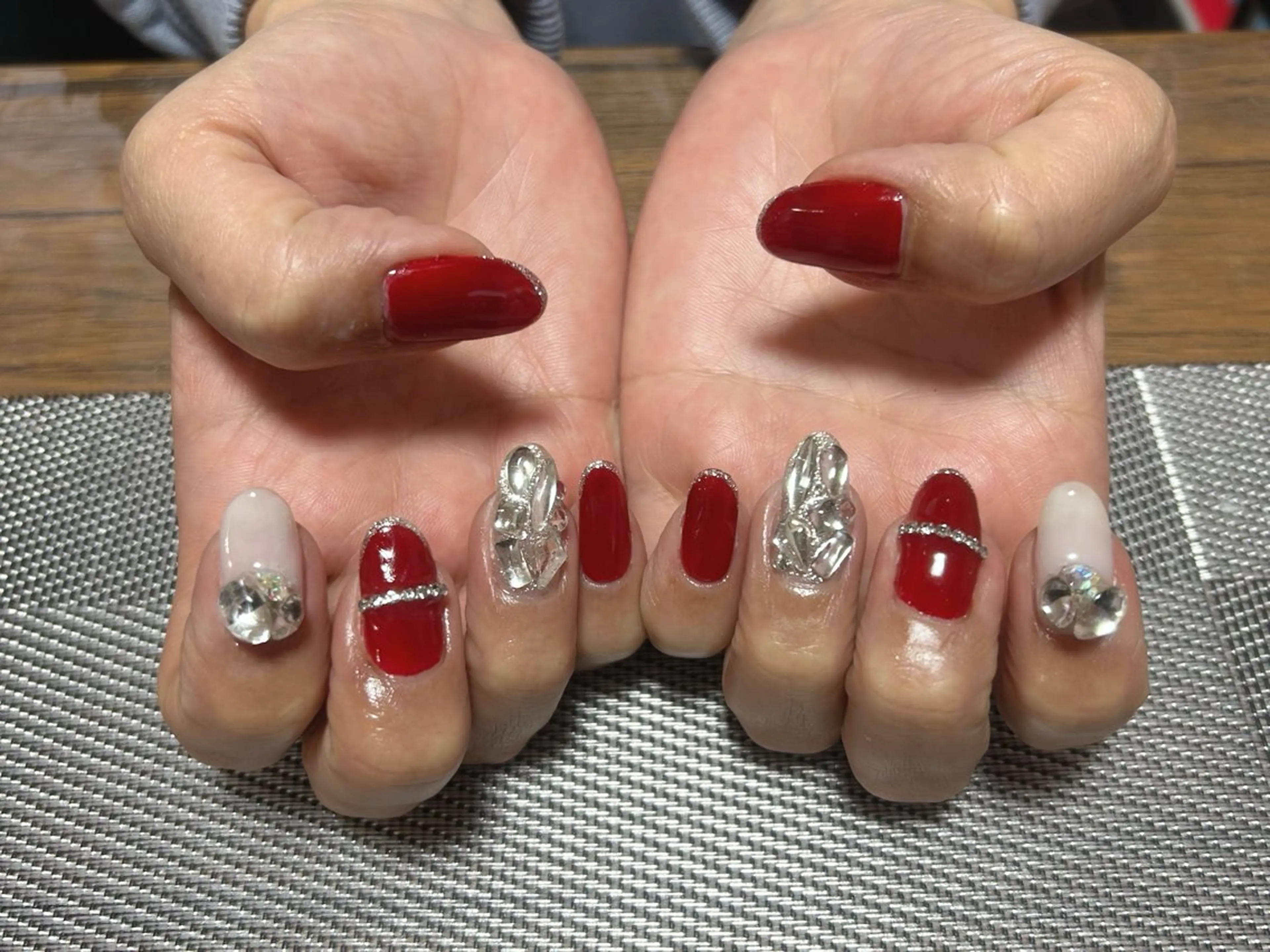 ネイル キラキラネイル ハンドネイル i nailのネイルデザイン