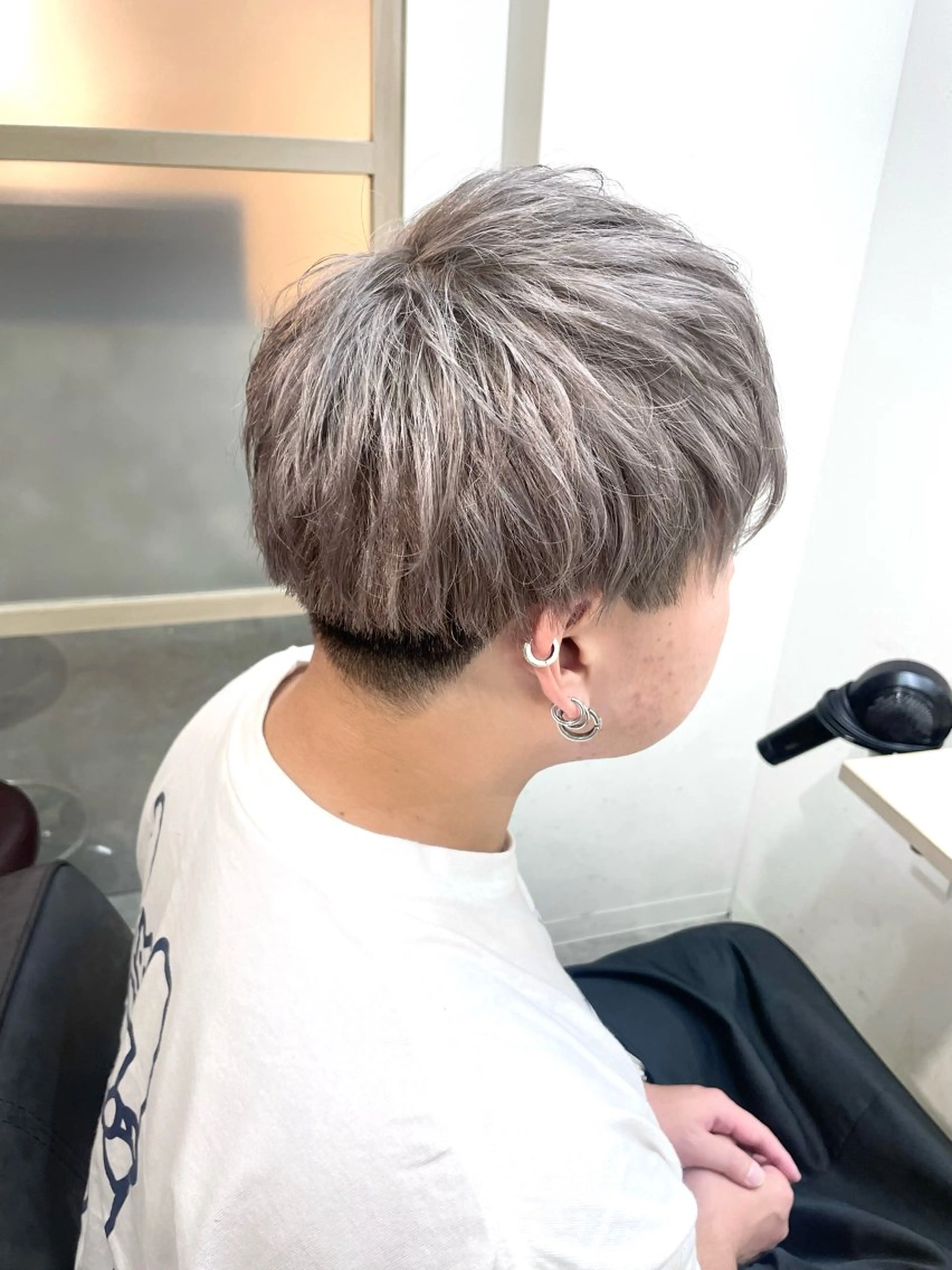 ミディアム カラー メンズ EMANON新宿南口所属・ケアブリーチ×艶カラ ー️🫧Shioriのヘアスタイル