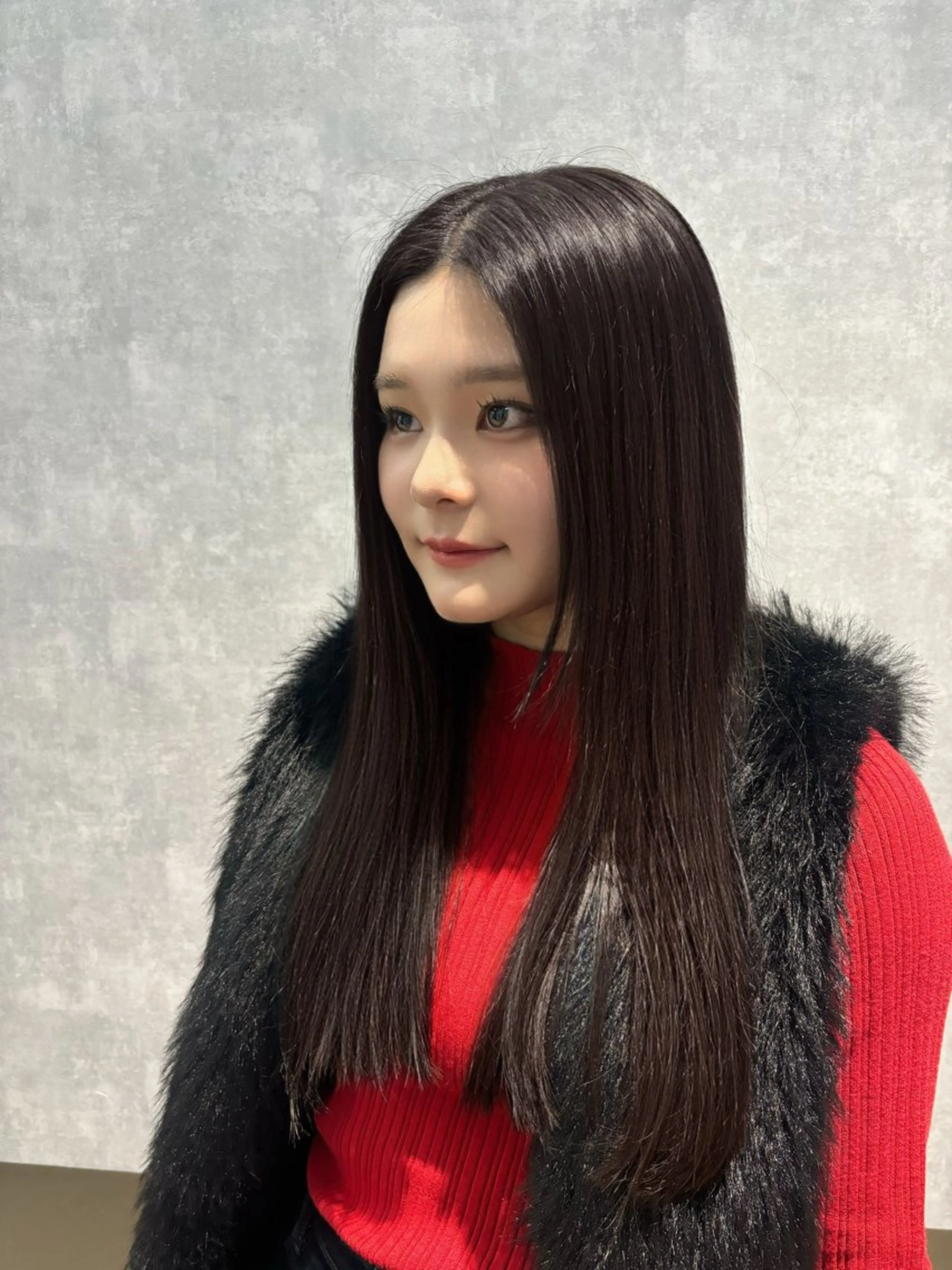 ロング カット ヘアカラー トリートメント 🌐NATSUMI 🌐【寒色カラー】のヘアスタイル