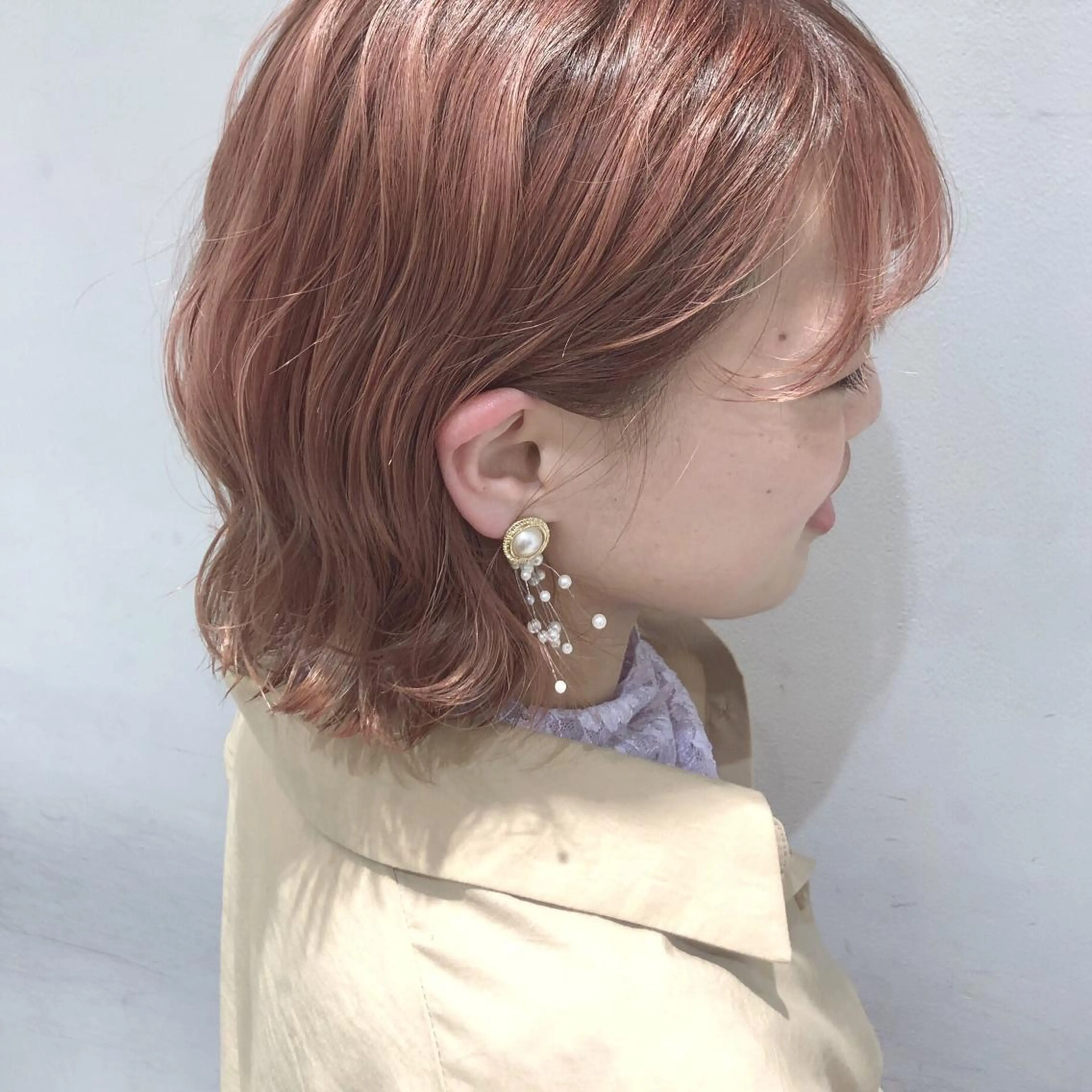 ミディアム カラー ブリーチ ピンクカラー カット ヘアカラー トリートメント 韓国ヘア🇰🇷 トヨキトキコのヘアスタイル