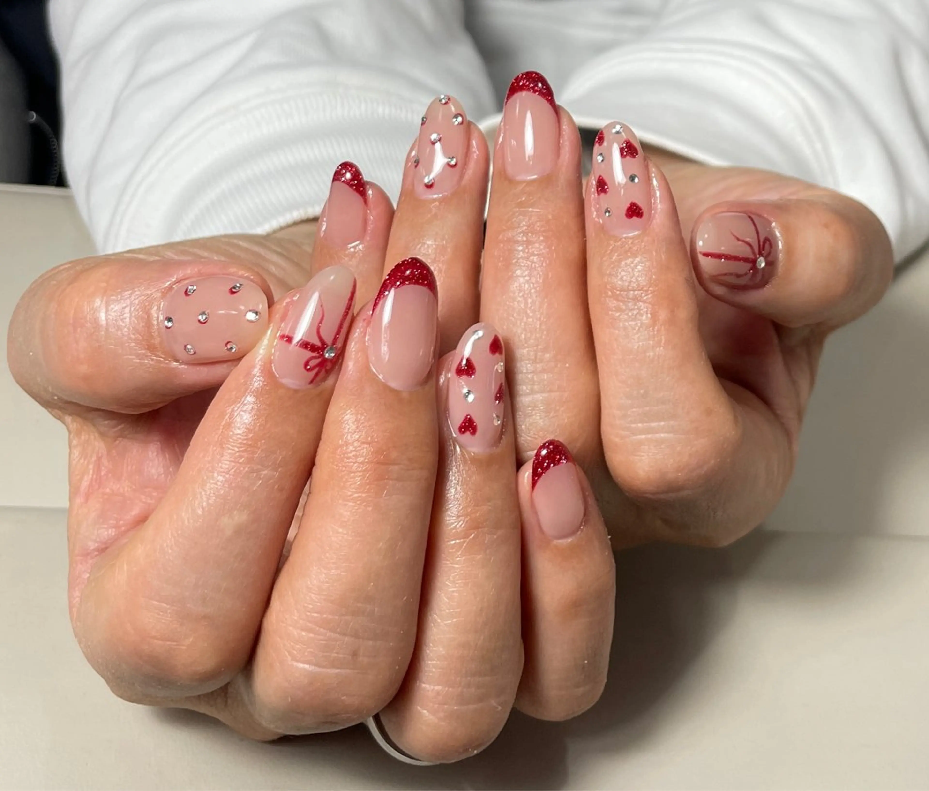 ネイル ハンドネイル AngelChris ビューティーサロンのネイルデザイン