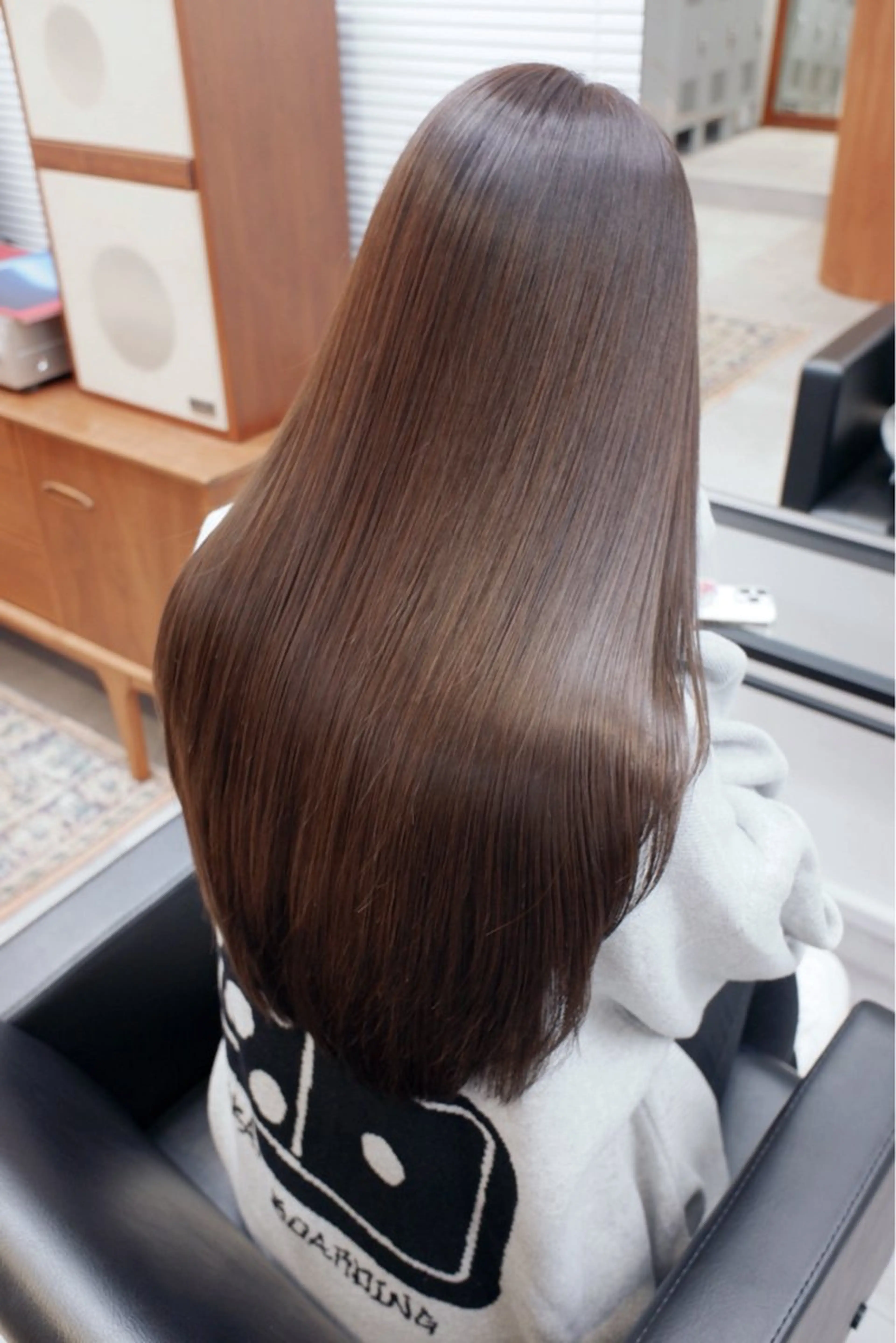 （ダメージ用コスメストレートでツヤサラに🧖🏼‍♀️♡）　カット＋縮毛矯正＋トリートメントの写真