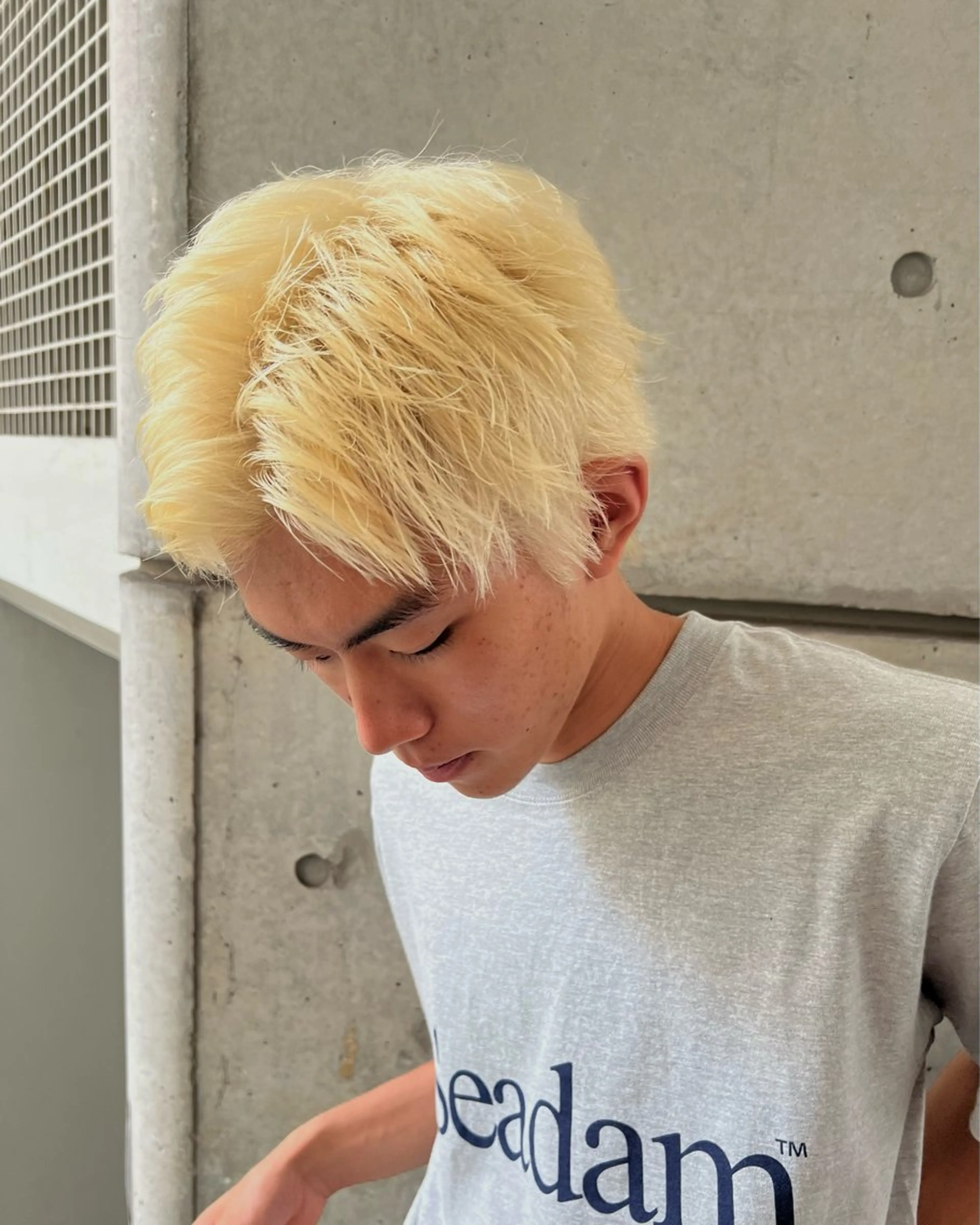 カット+エフェクトブリーチダブルカラーの写真