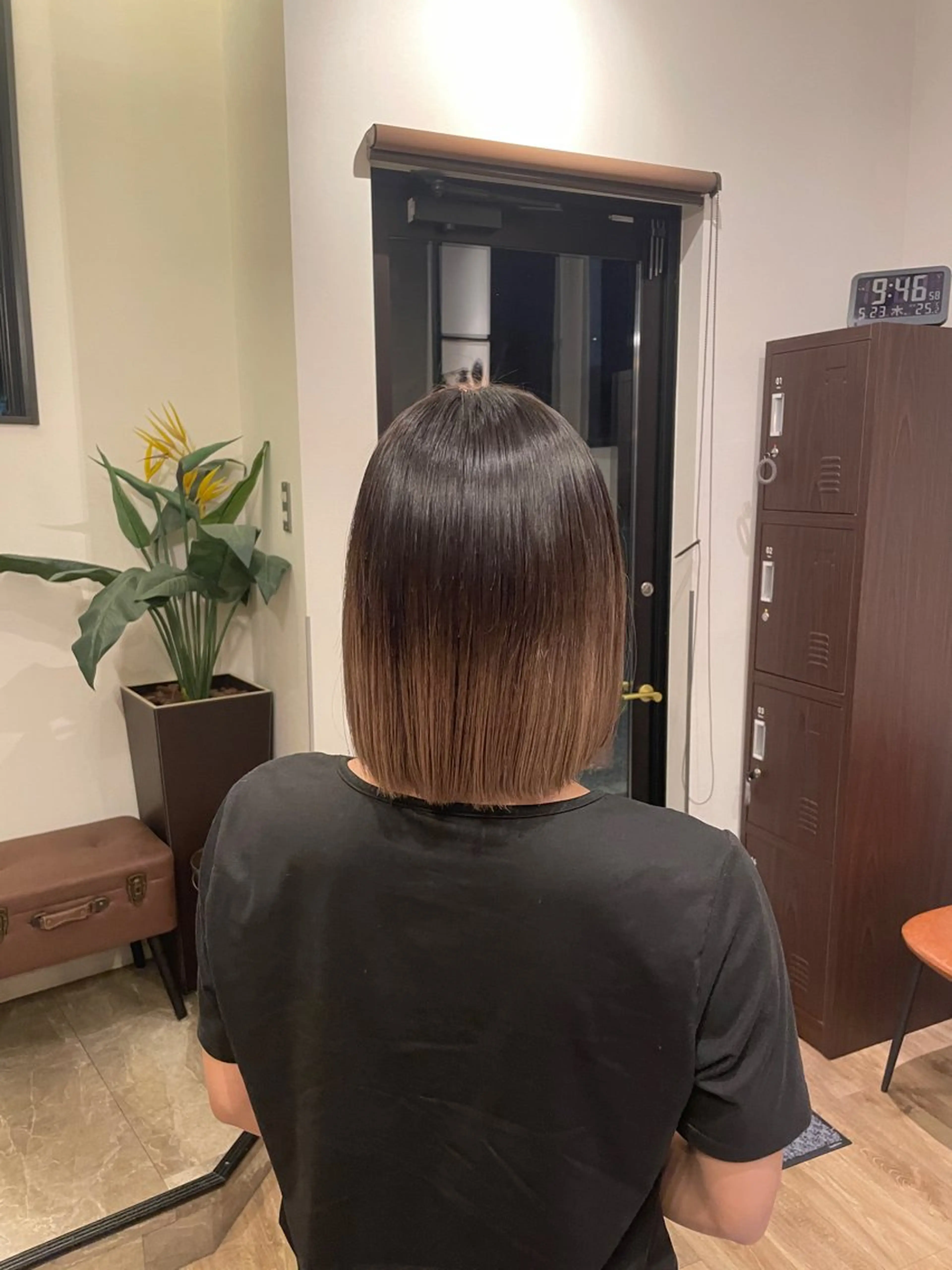 ミディアム CAROS　atelier所属・安倍 辰哉のヘアスタイル