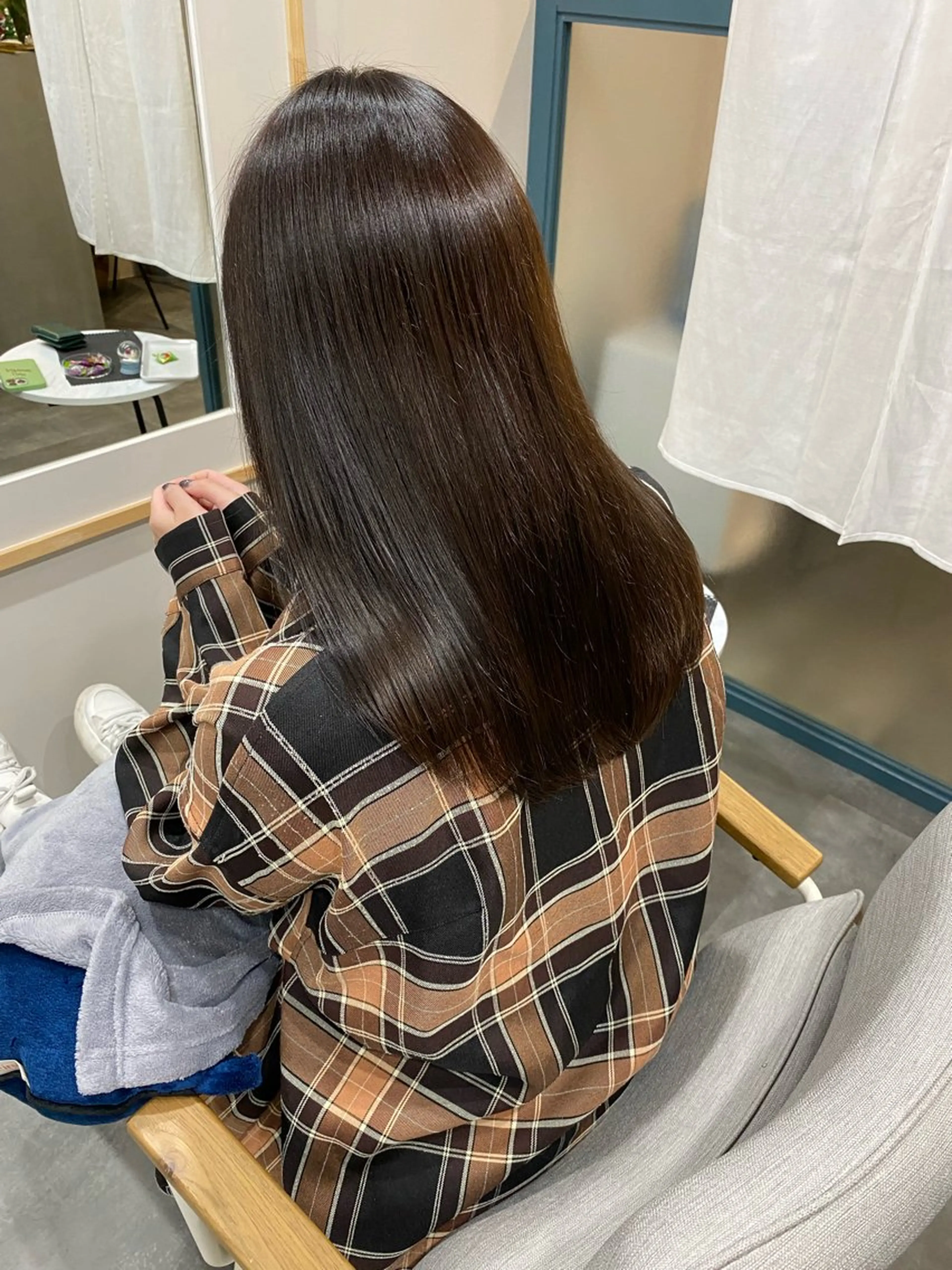 セミロング カラー 【coco.】hair所属・カジカワサキ/髪質 改善/クロスパーマのヘアスタイル