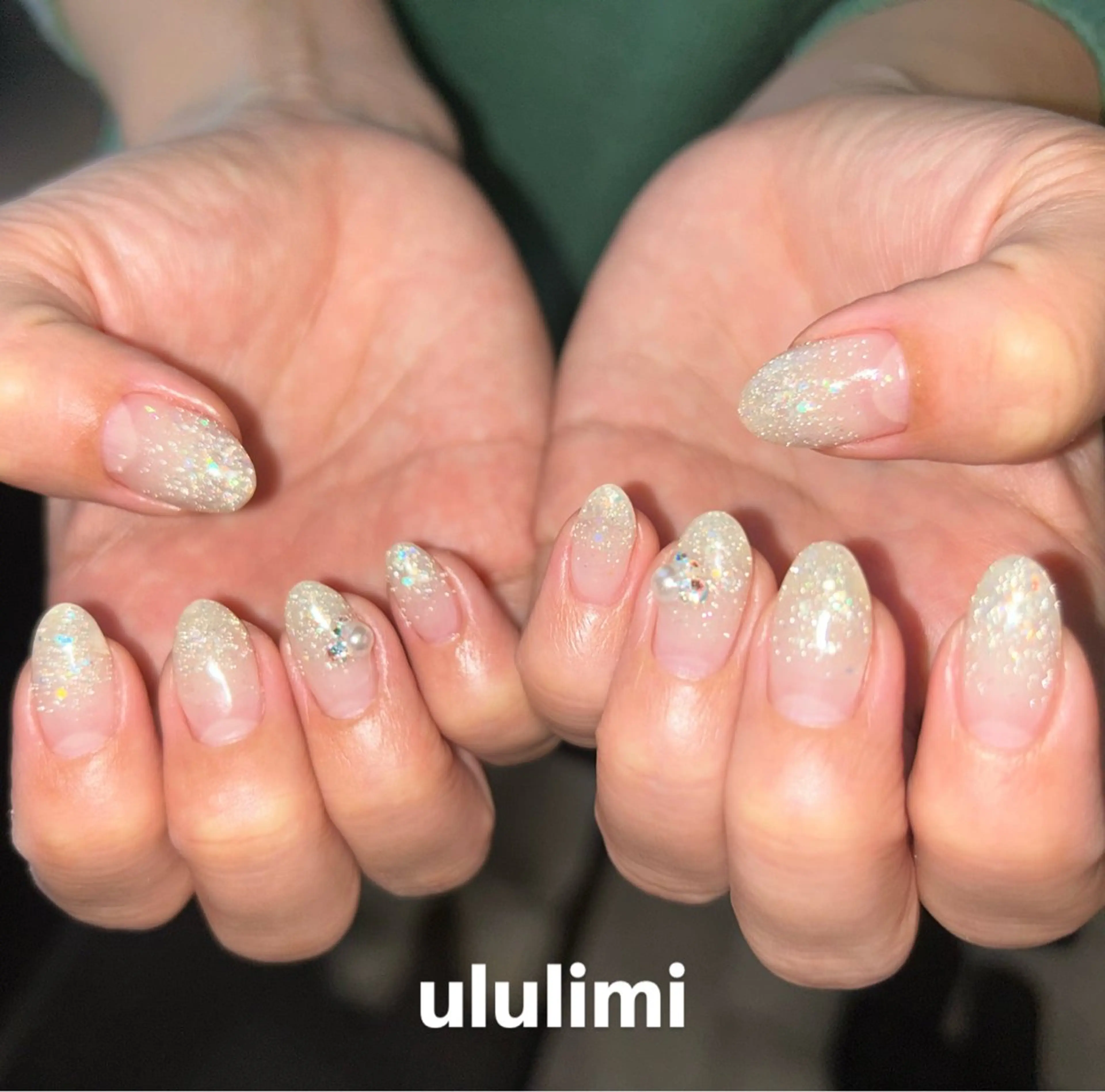 ネイル フラッシュネイル ululimi nailsalonのネイルデザイン