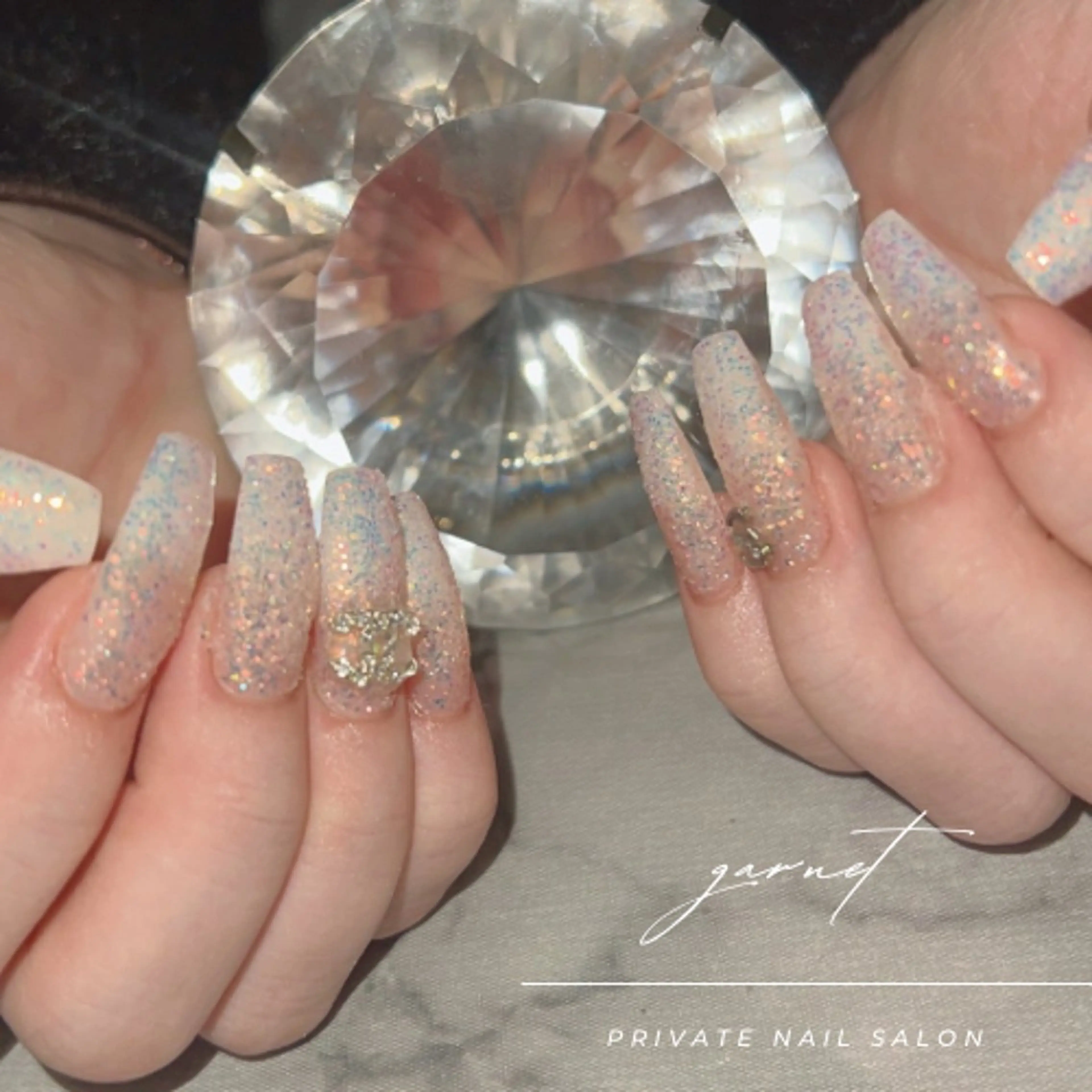 ロング ハンドネイル Garnet nailのネイルデザイン