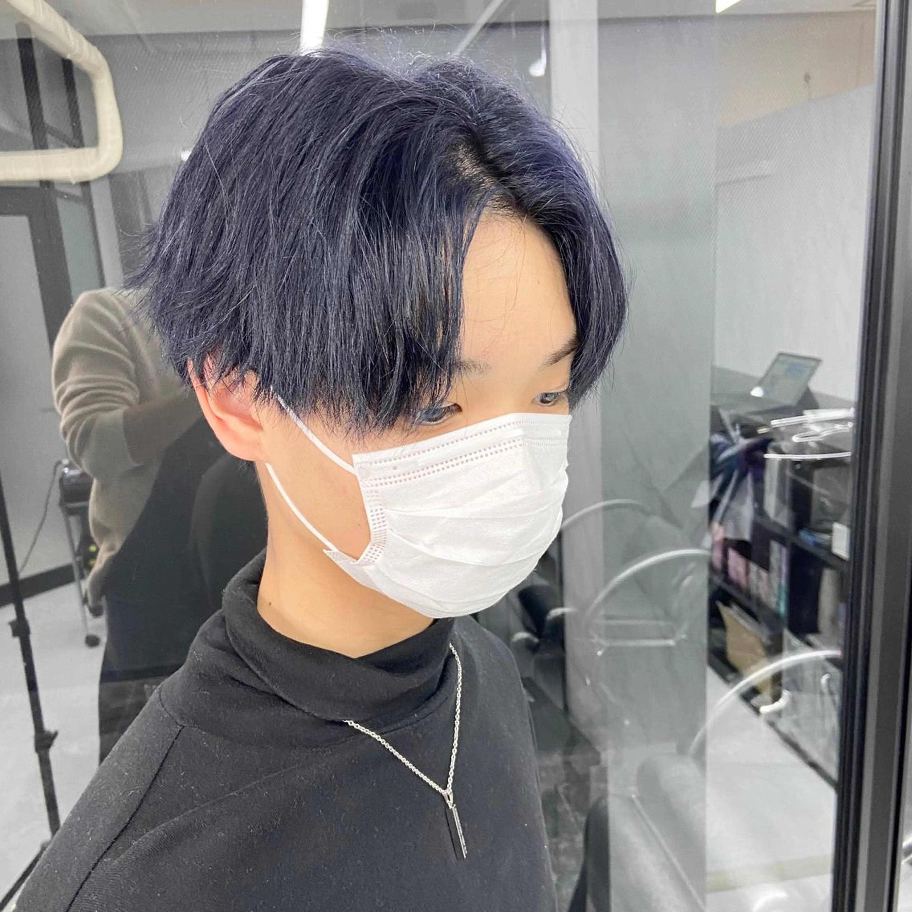 ショート カラー メンズ メンズハイトーン ハイトーンカラー ヘアカラー トリートメント ミルボンAujua認定サロン Ria OSAKA 梅田所属・メンズ特化/ マンツーマン/Ryuのヘアスタイル