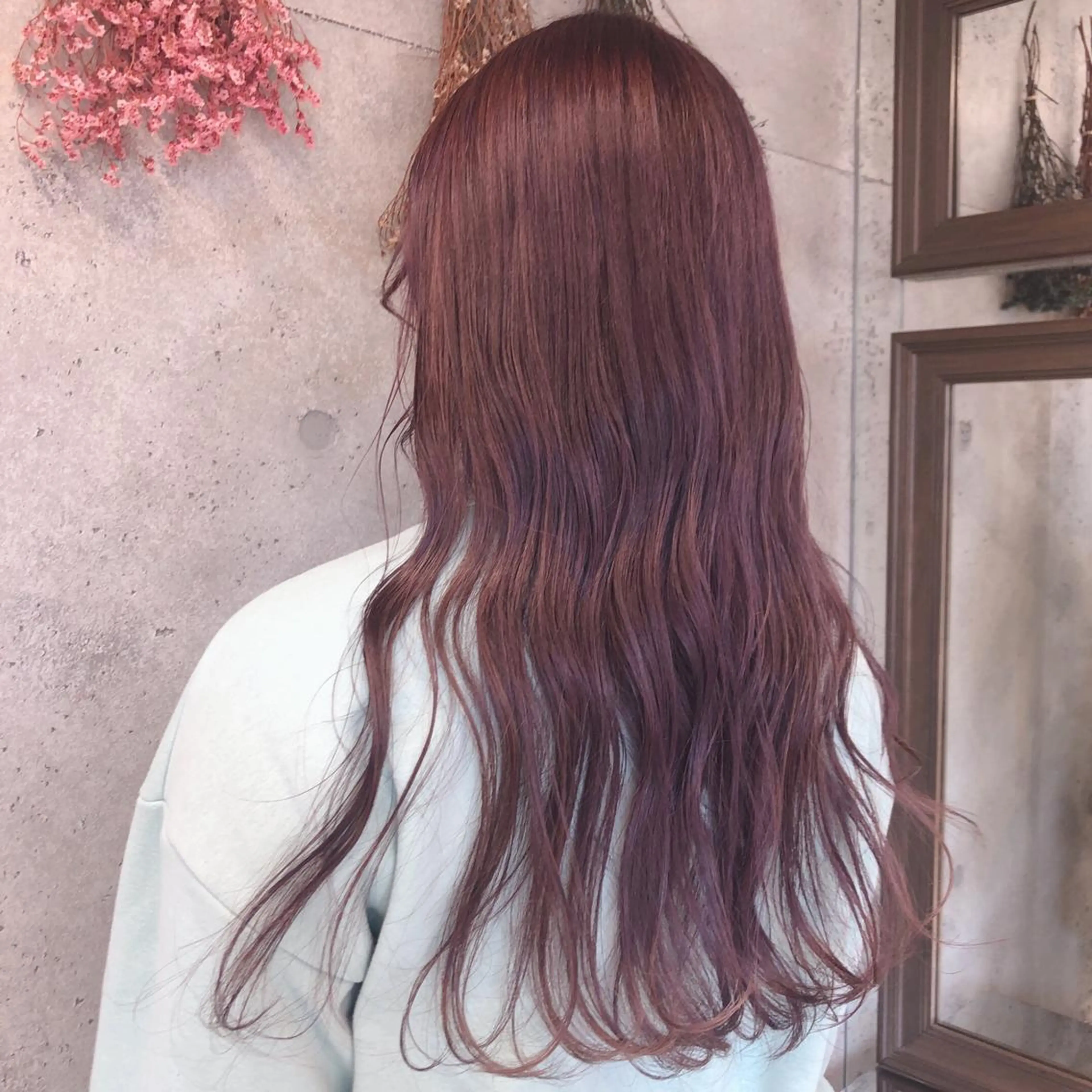 ロング カラー ピンクカラー ピンクパープル パープルカラー wakana 【ブリーチカラー】のヘアスタイル