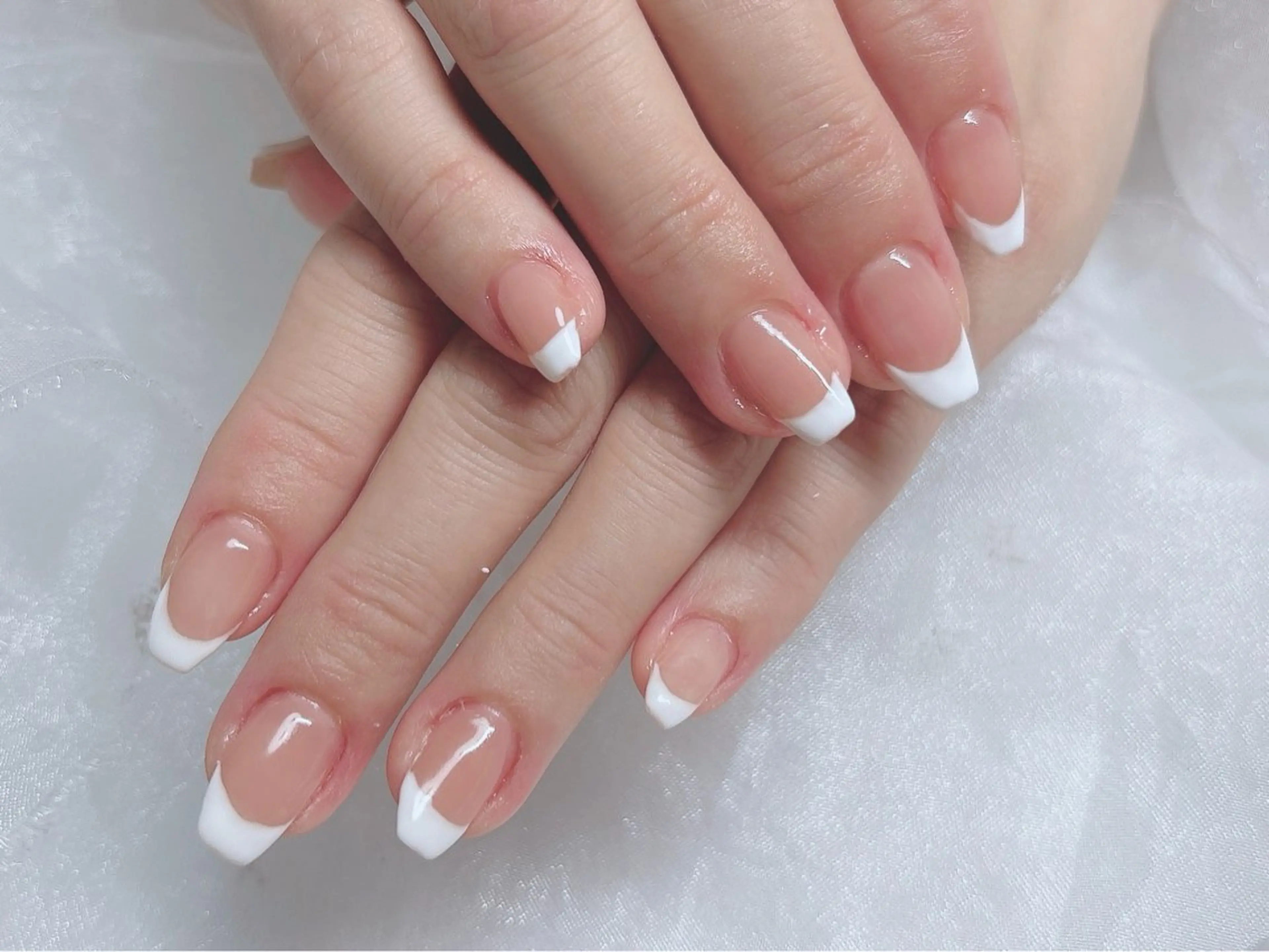 フレンチ💗ベースカラー・フレンチカラー自由の写真