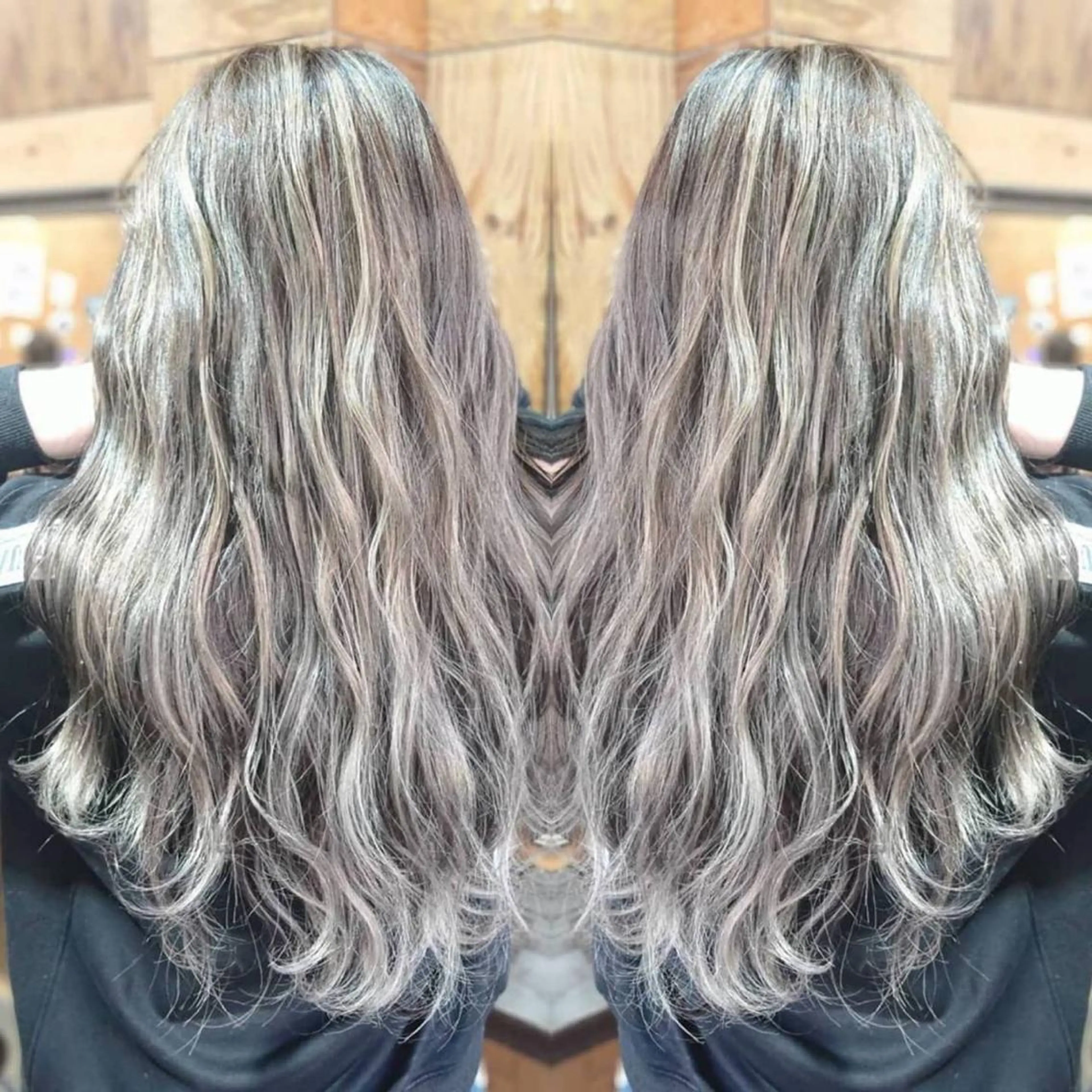 ロング カラー 🎀艶ブリーチカラー 🎀Fan.🎀秋山のヘアスタイル