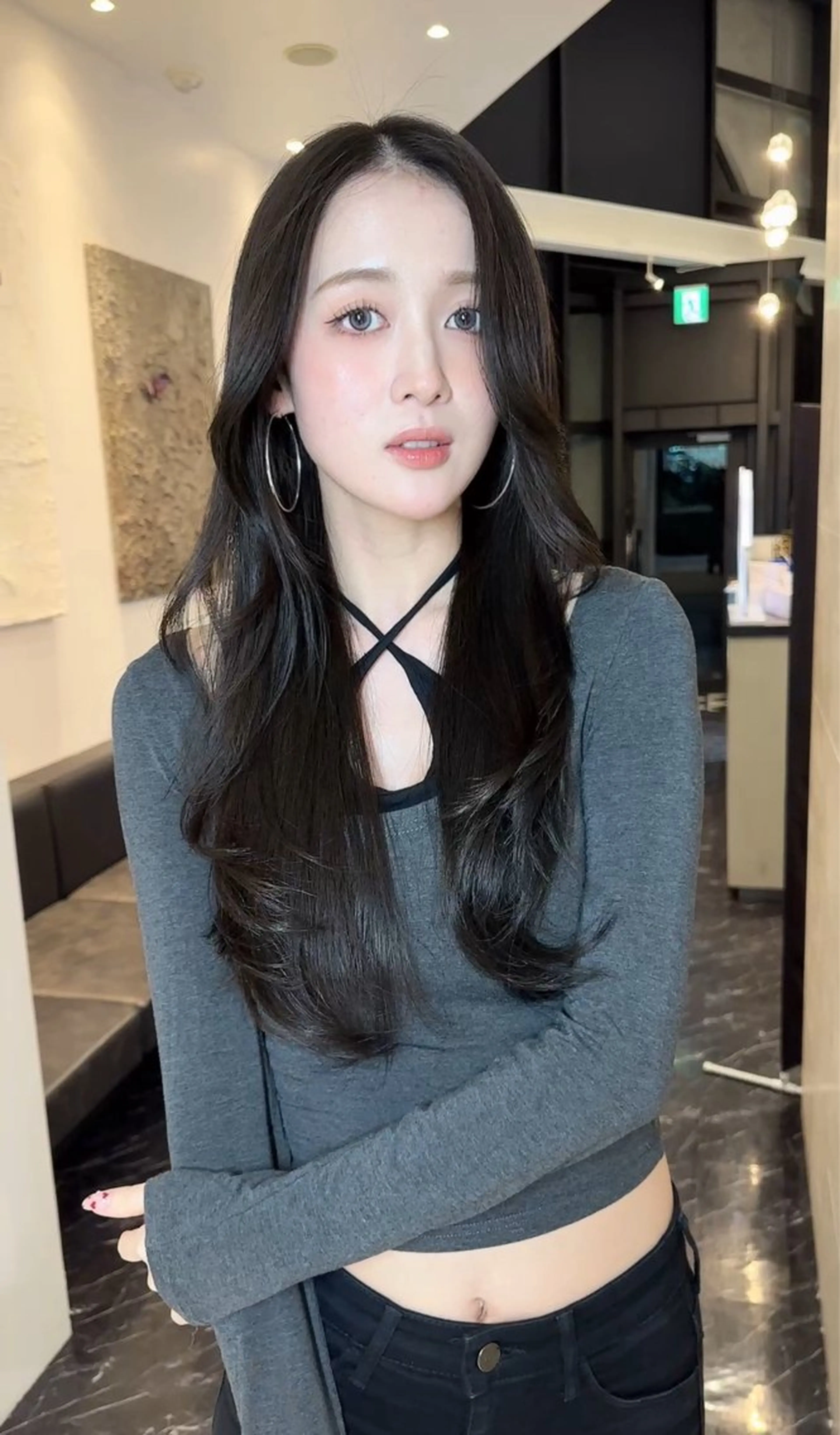 韓国🇰🇷レイヤーカットとセッティングパーマ撮影モデル特別価格クーポン✨縮毛矯正と無重力パーマで巻き髪ヘアに😊の写真