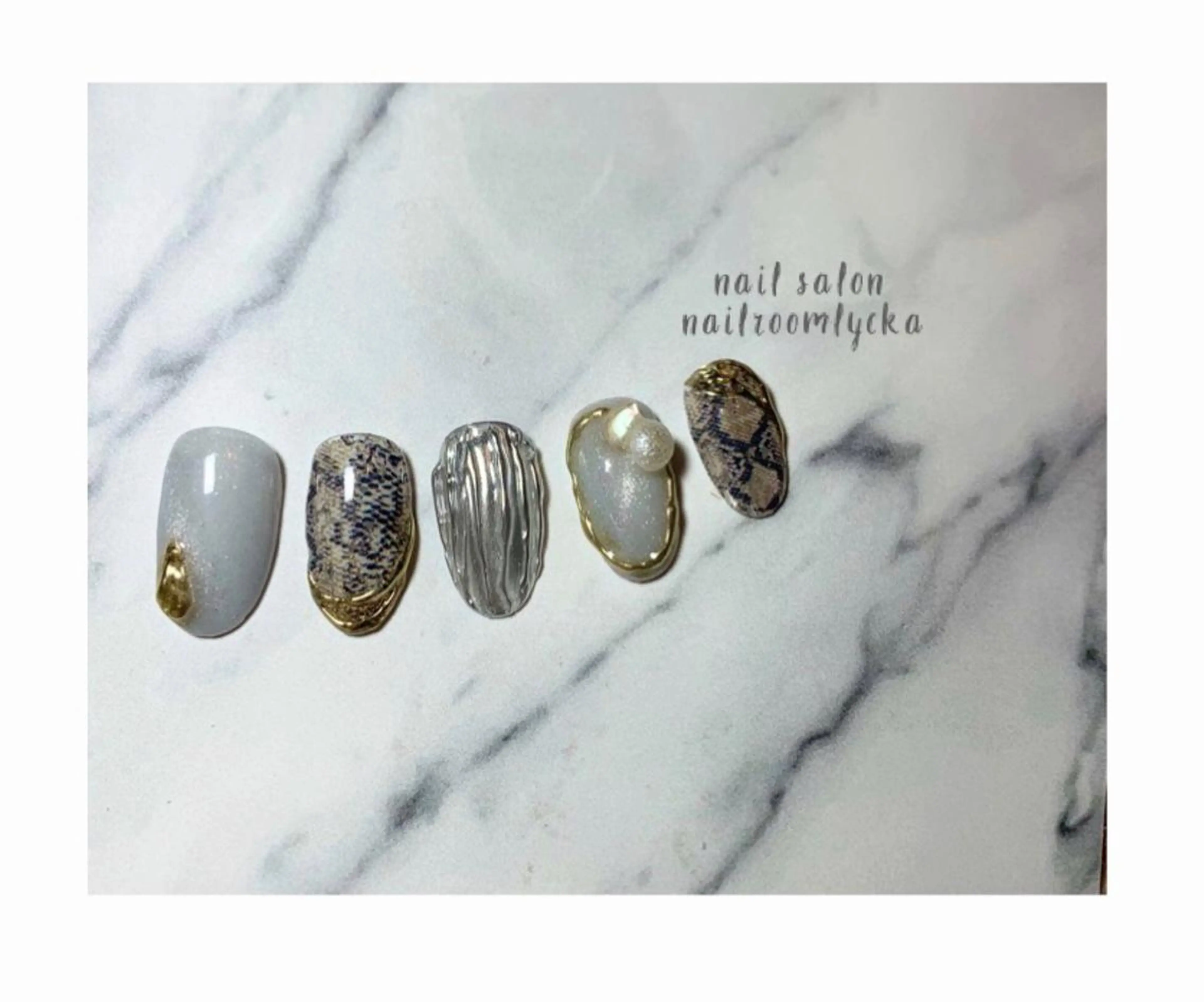 ネイル ﾈｲﾙﾙｰﾑﾘｯｶ 𝐦𝐚𝐲𝐮のネイルデザイン