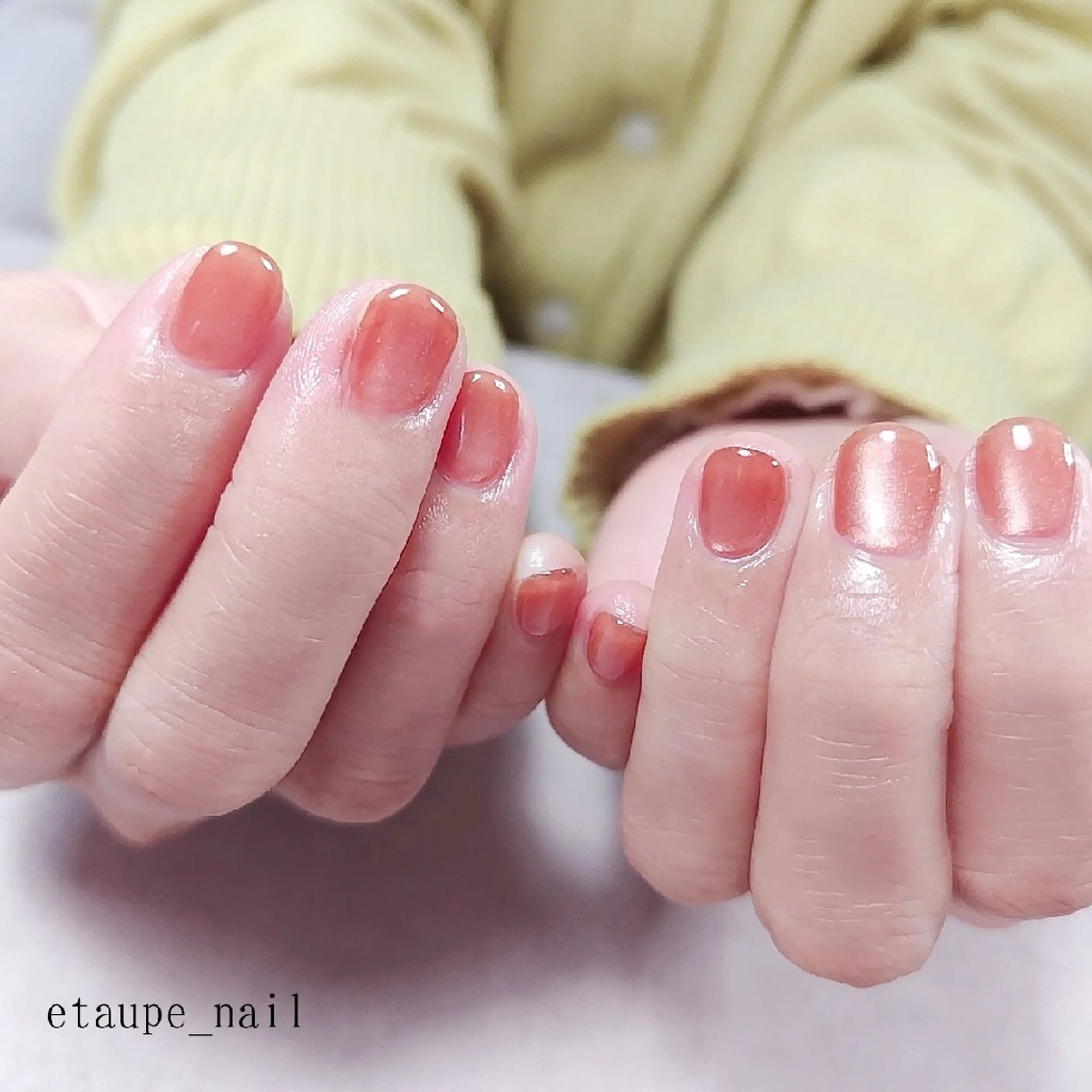 ネイル ジェルネイル グリーン マグネットネイル ワンカラーネイル ハンドネイル etaupe nail所属・向原自宅サロン ★エトープネイルのネイルデザイン