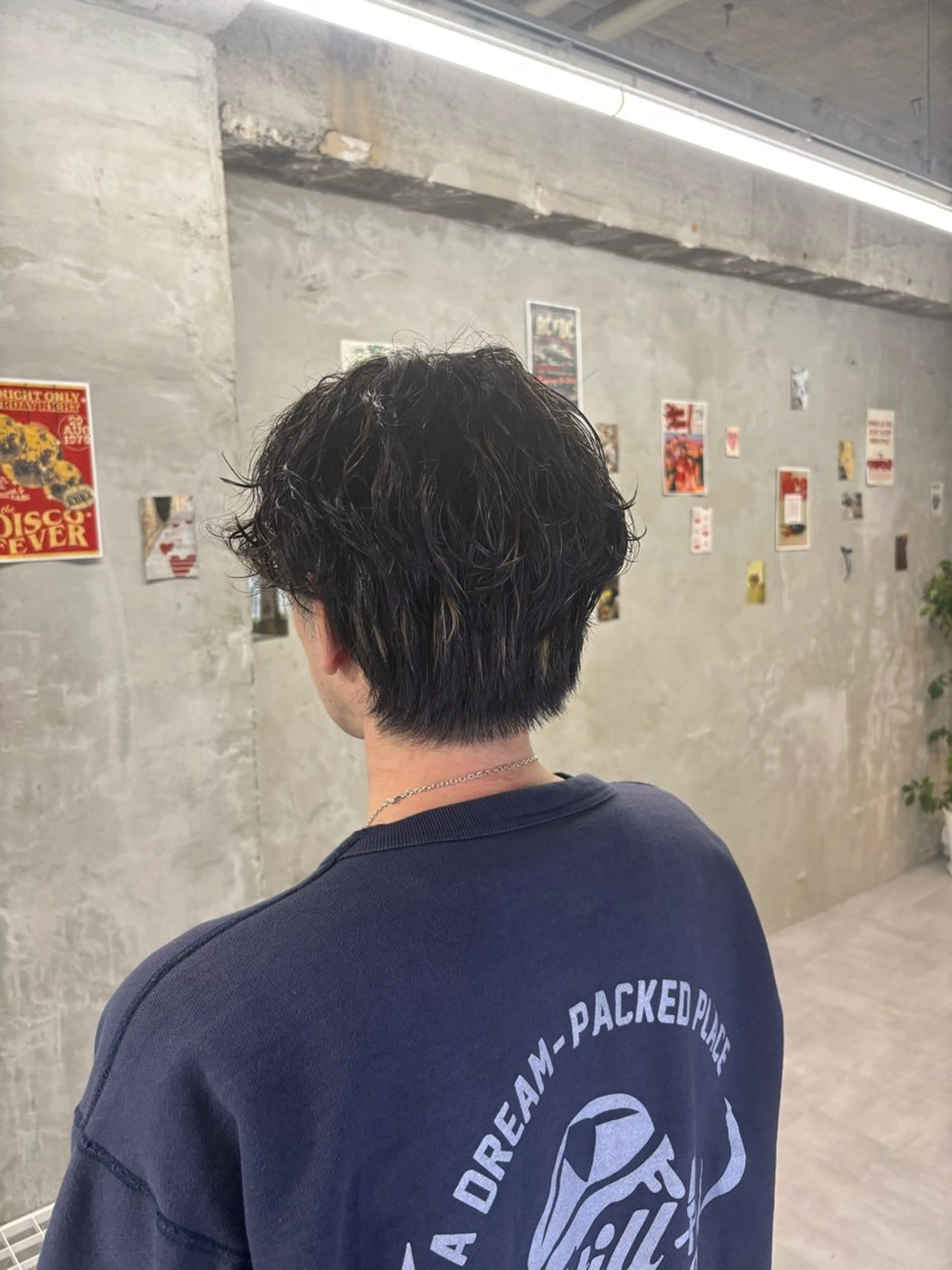 ショート パーマ メンズ メンズパーマ 波巻きパーマ スパイラルパーマ カット パーマ トリートメント door white hideのヘアスタイル