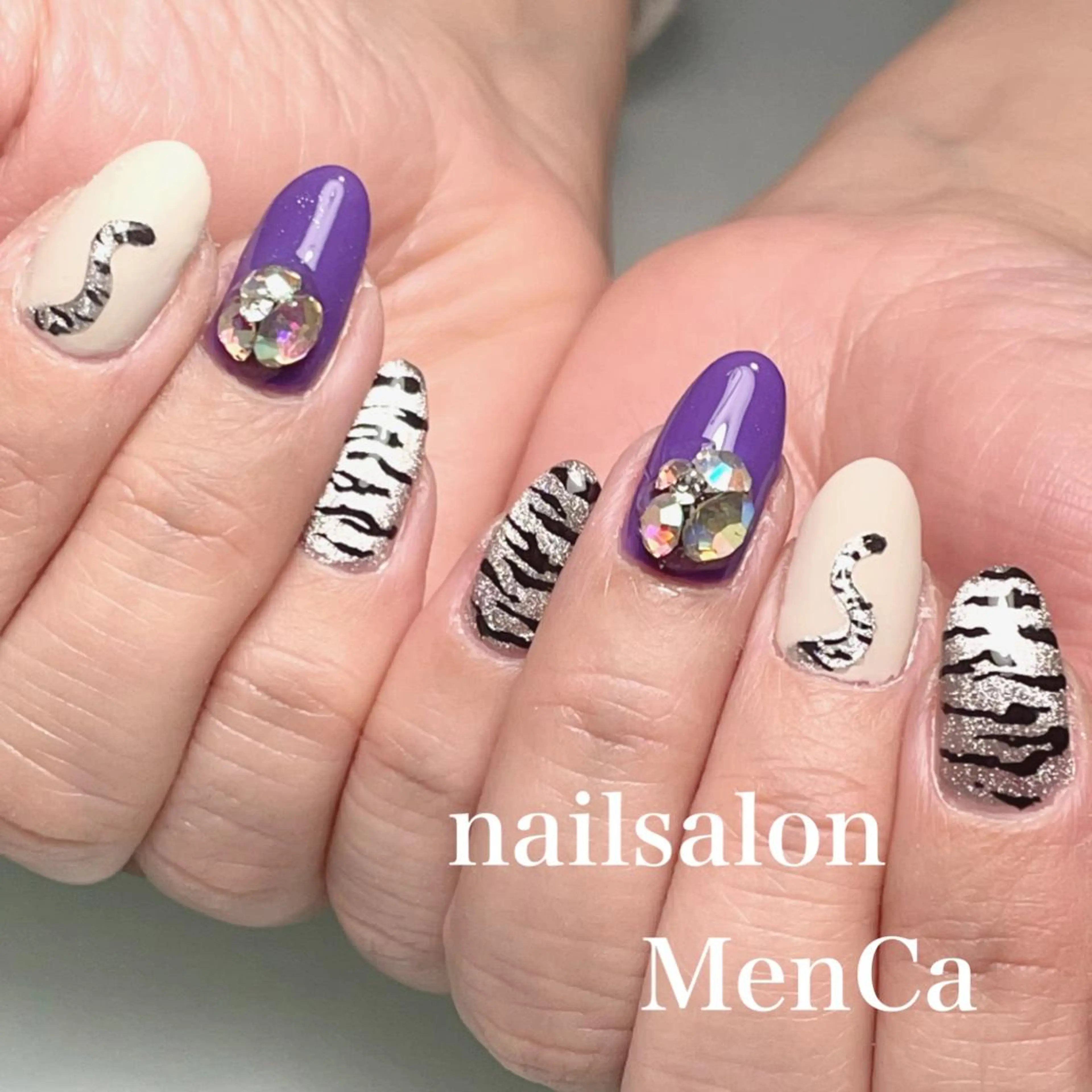 ネイル ハンドネイル 江崎 景子のネイルデザイン