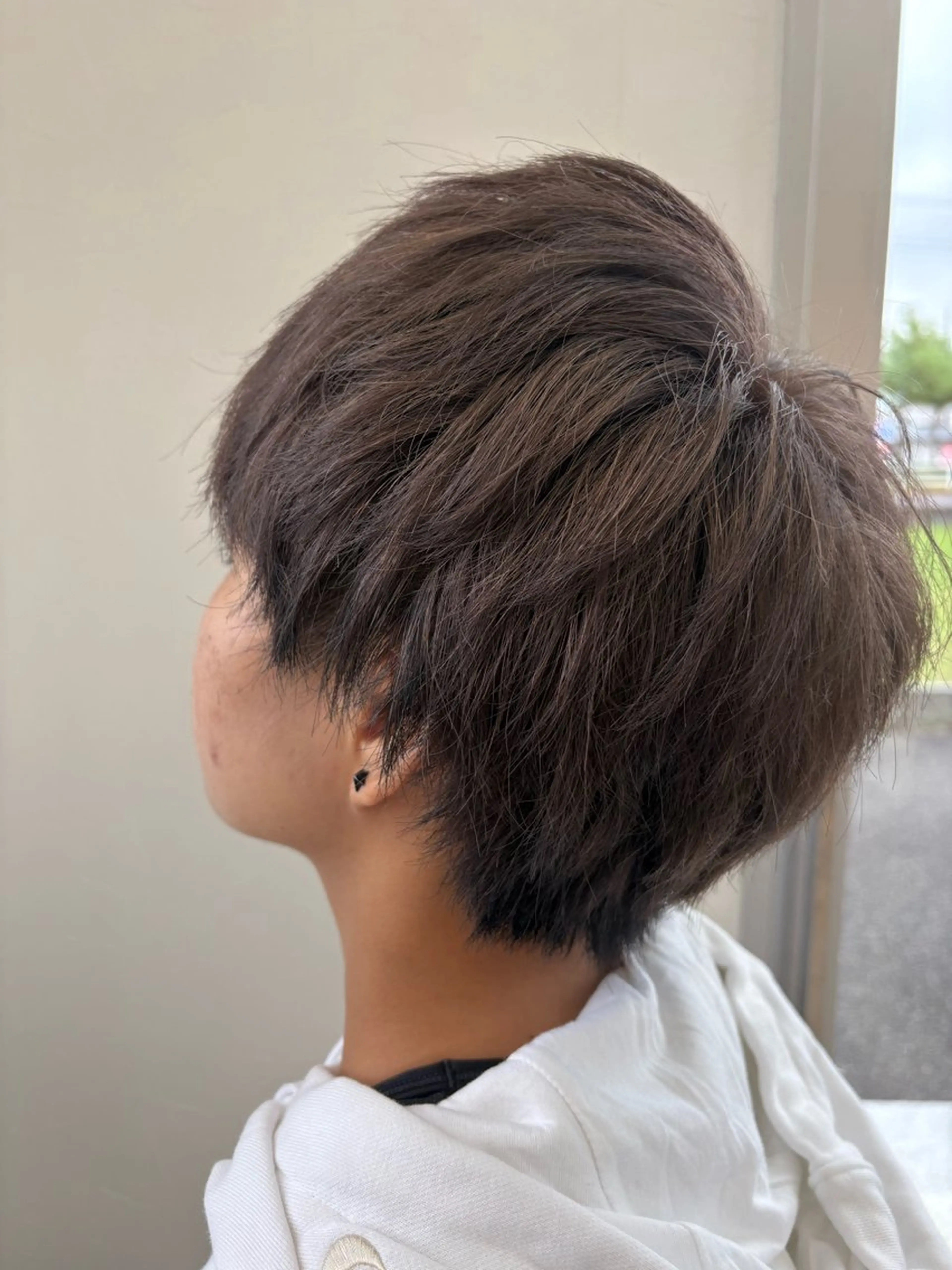 カラー メンズ 神戸 蒼司のヘアスタイル