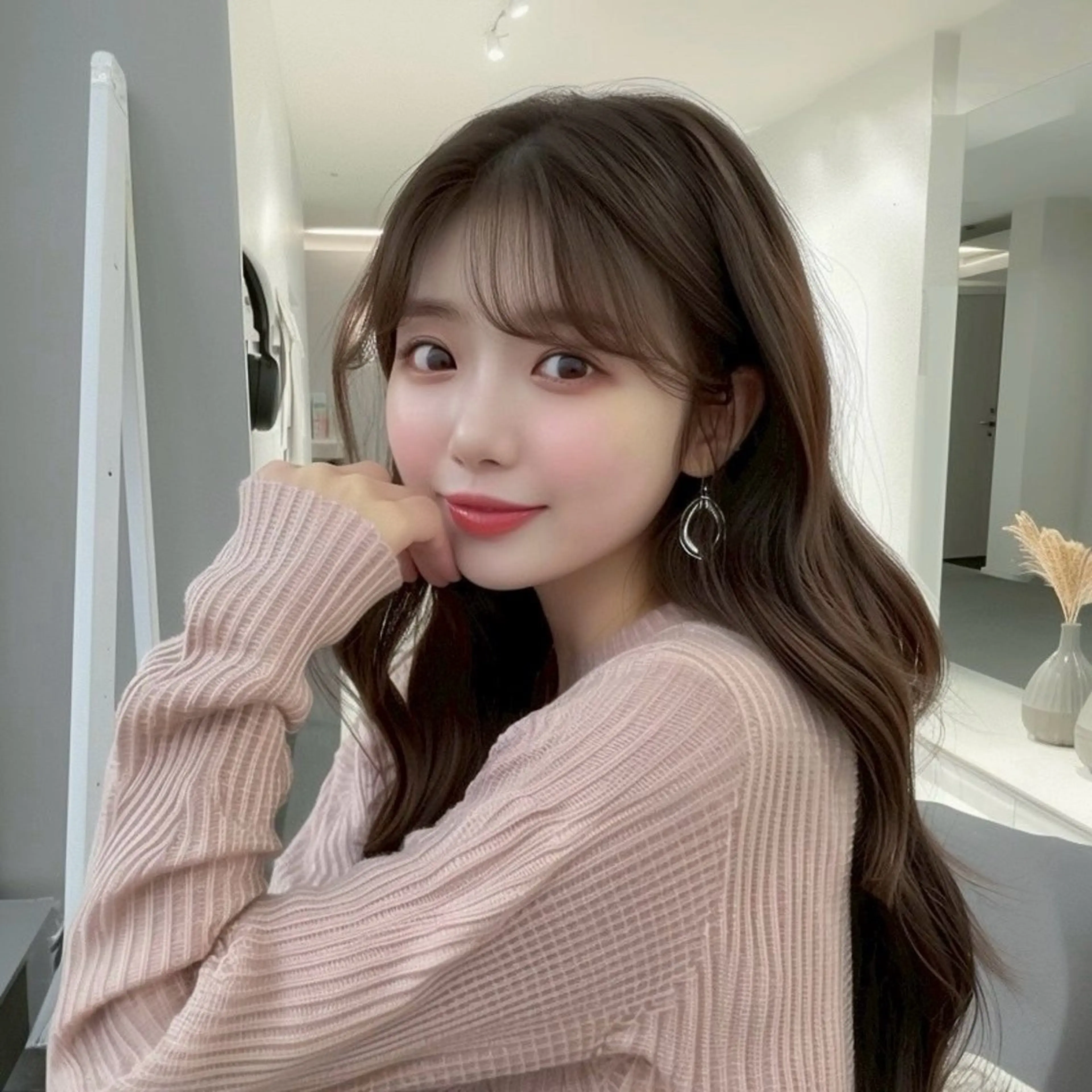 ロング カラー 岡田 佳子のヘアスタイル