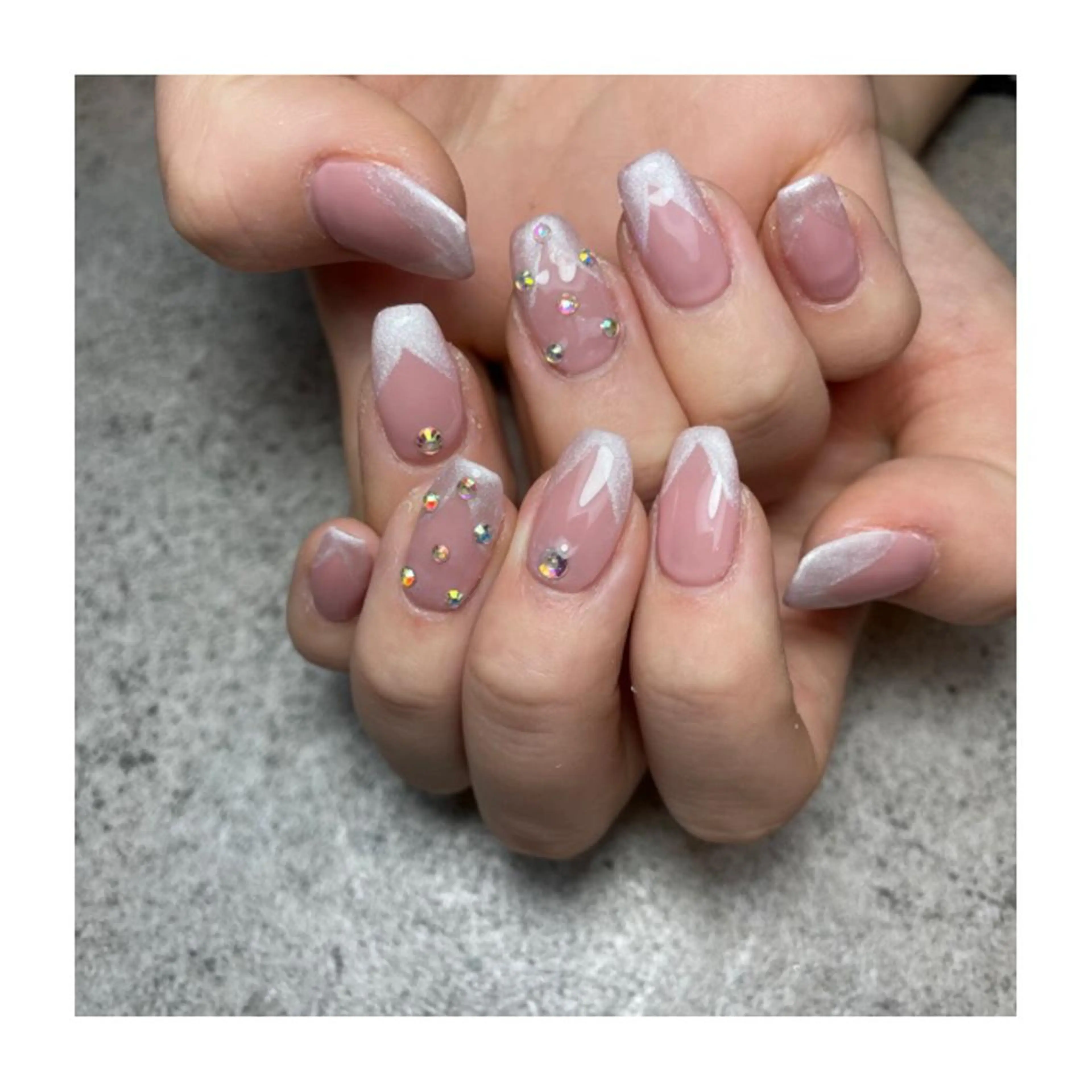 ネイル 駒月 明日香の眉毛・アイブロウイメージ