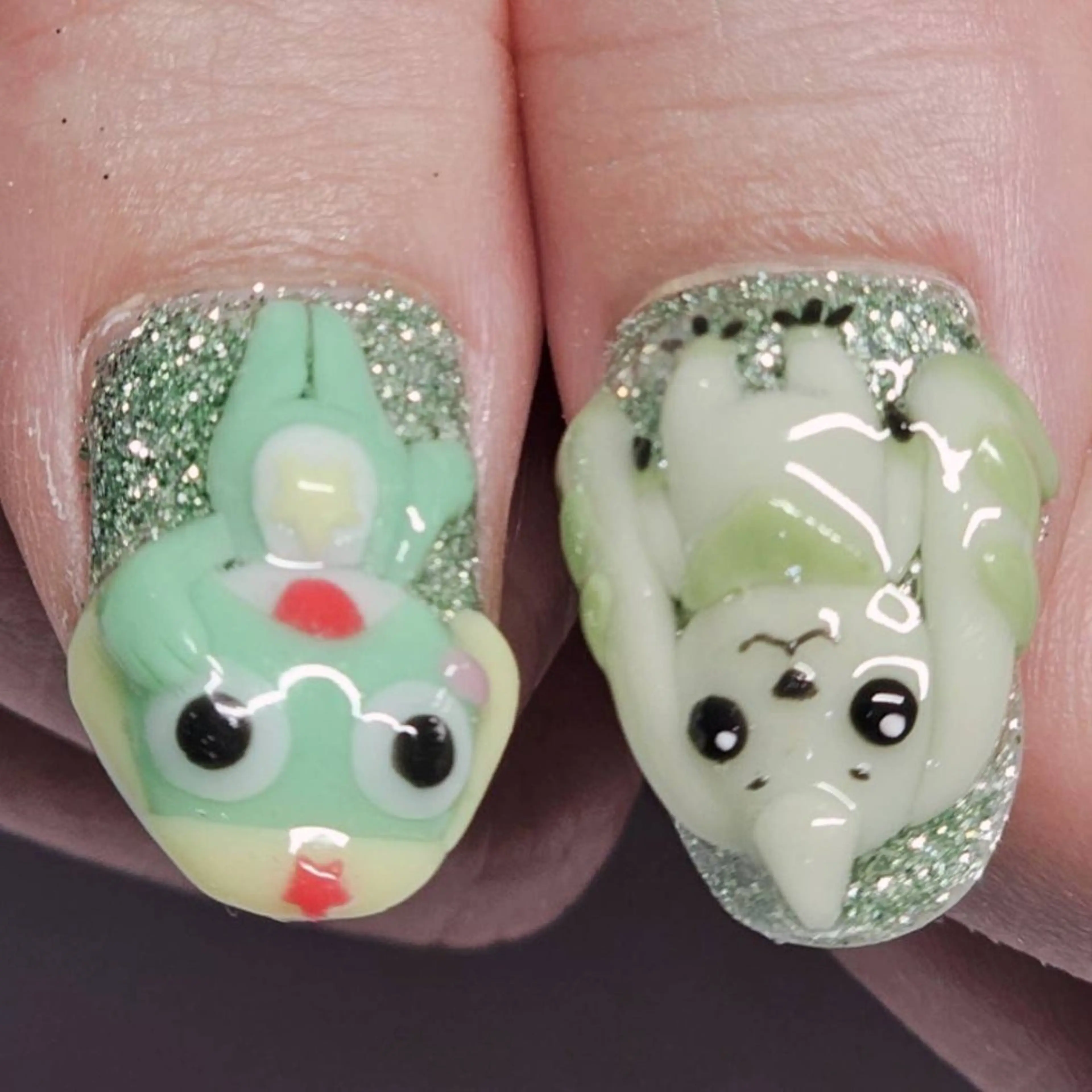 ネイル アートネイル グリーン ラメ(グリッター) ワンカラーネイル ハンドネイル よしだ ひろきのネイルデザイン