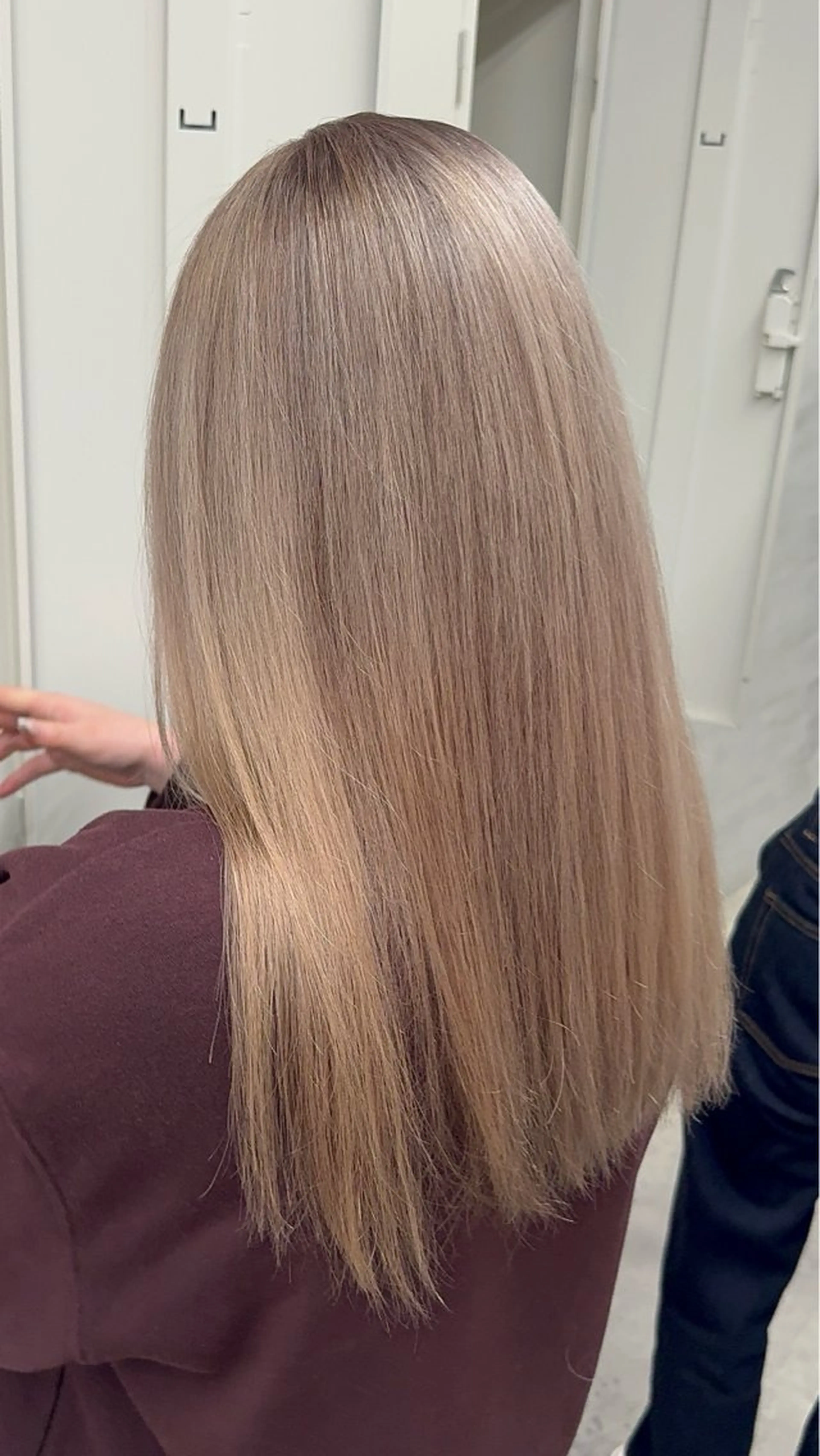 ロング カラー ヘアアレンジ メンズ メンズブリーチ ベージュカラー ブリーチ ブロンド ケアブリーチ ヘアカラー トリートメント 🌟🍒ハイトーン 韓国ヘア/ユウミのヘアスタイル