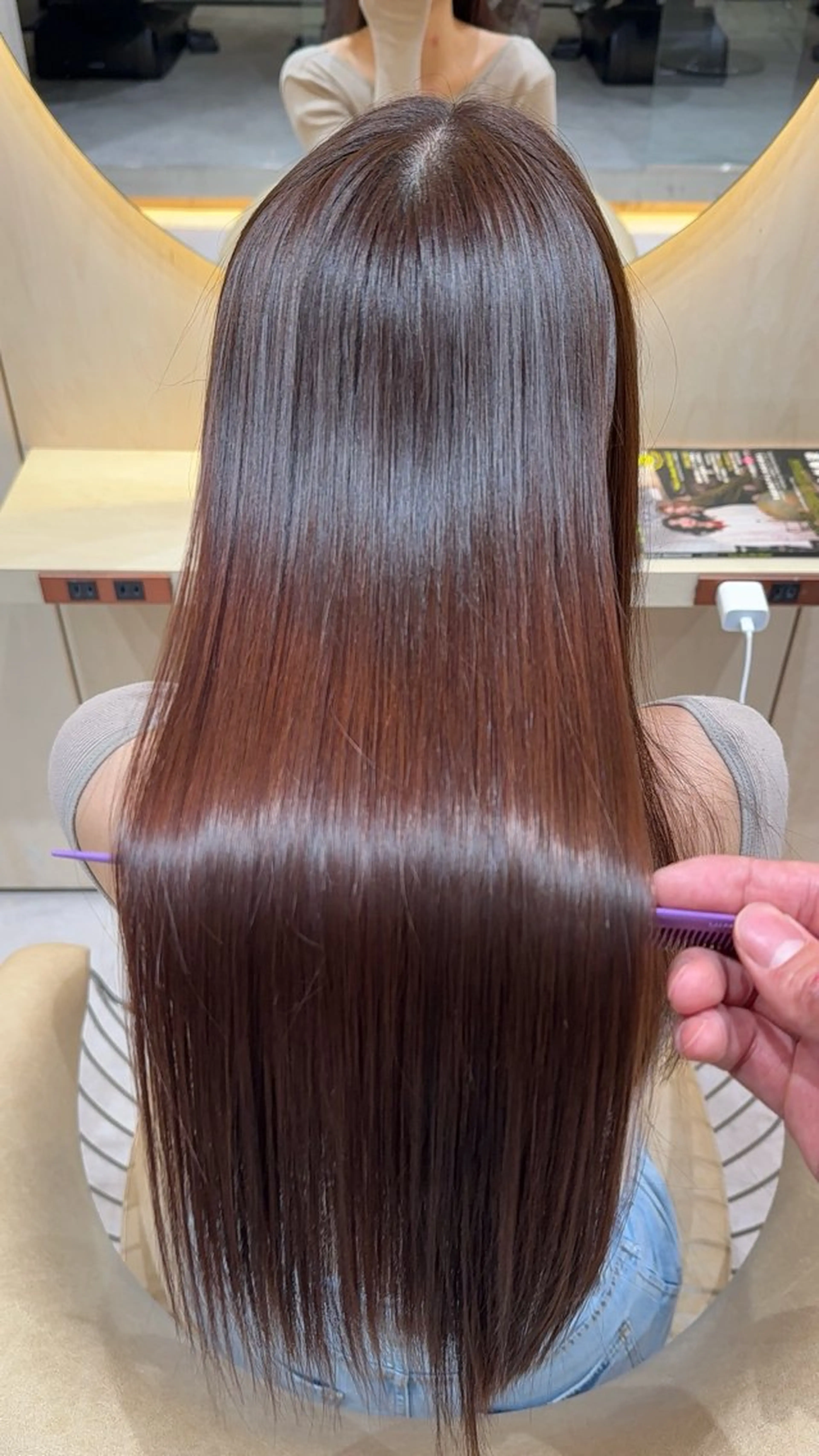 セミロング カラー カット ヘアカラー 縮毛矯正 レイヤー❣️縮毛矯正 川村利幸のヘアスタイル