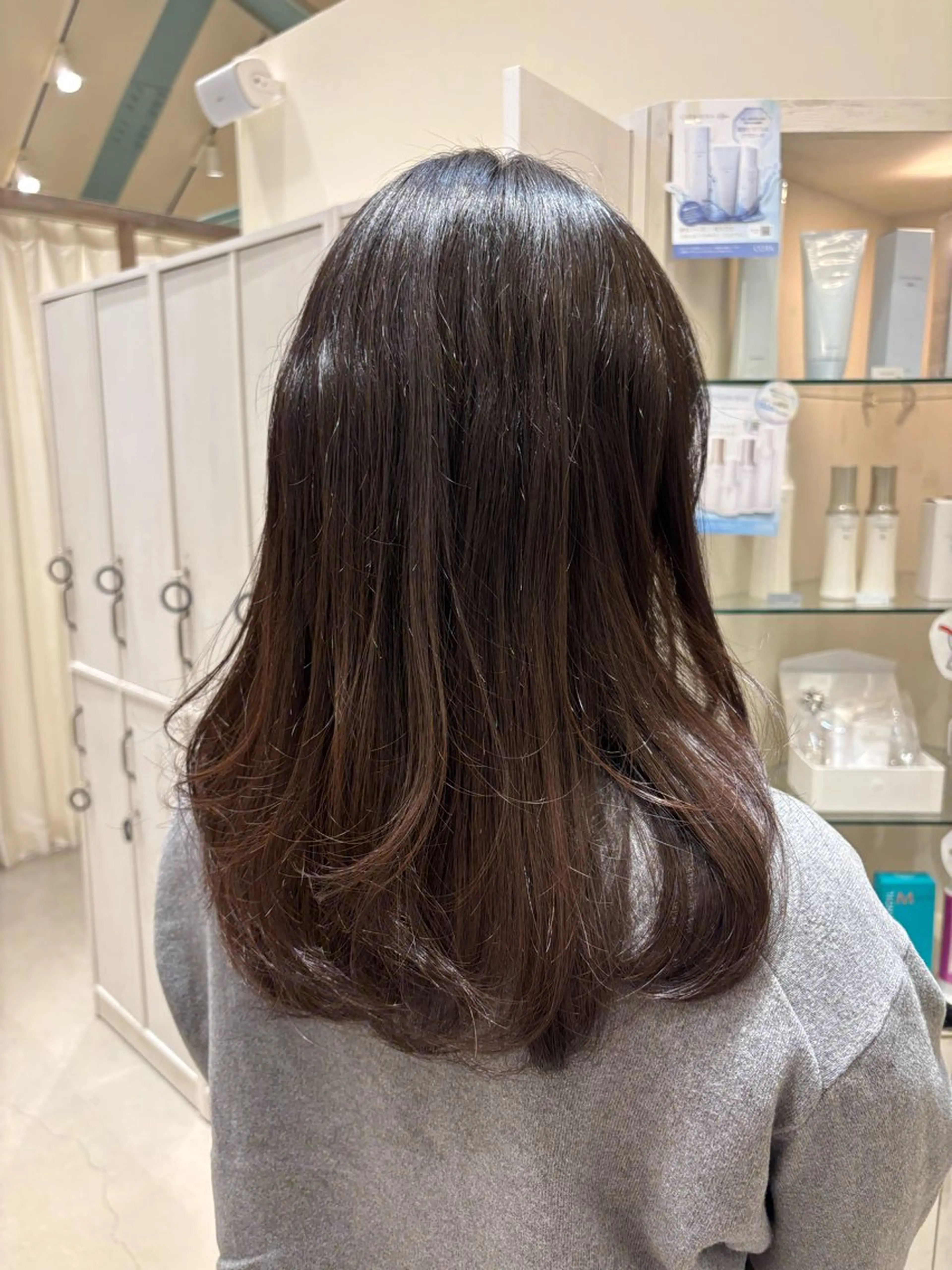 ロング レイヤーカット つちだ ゆうひ / 暗髪カラー⟡.·のヘアスタイル