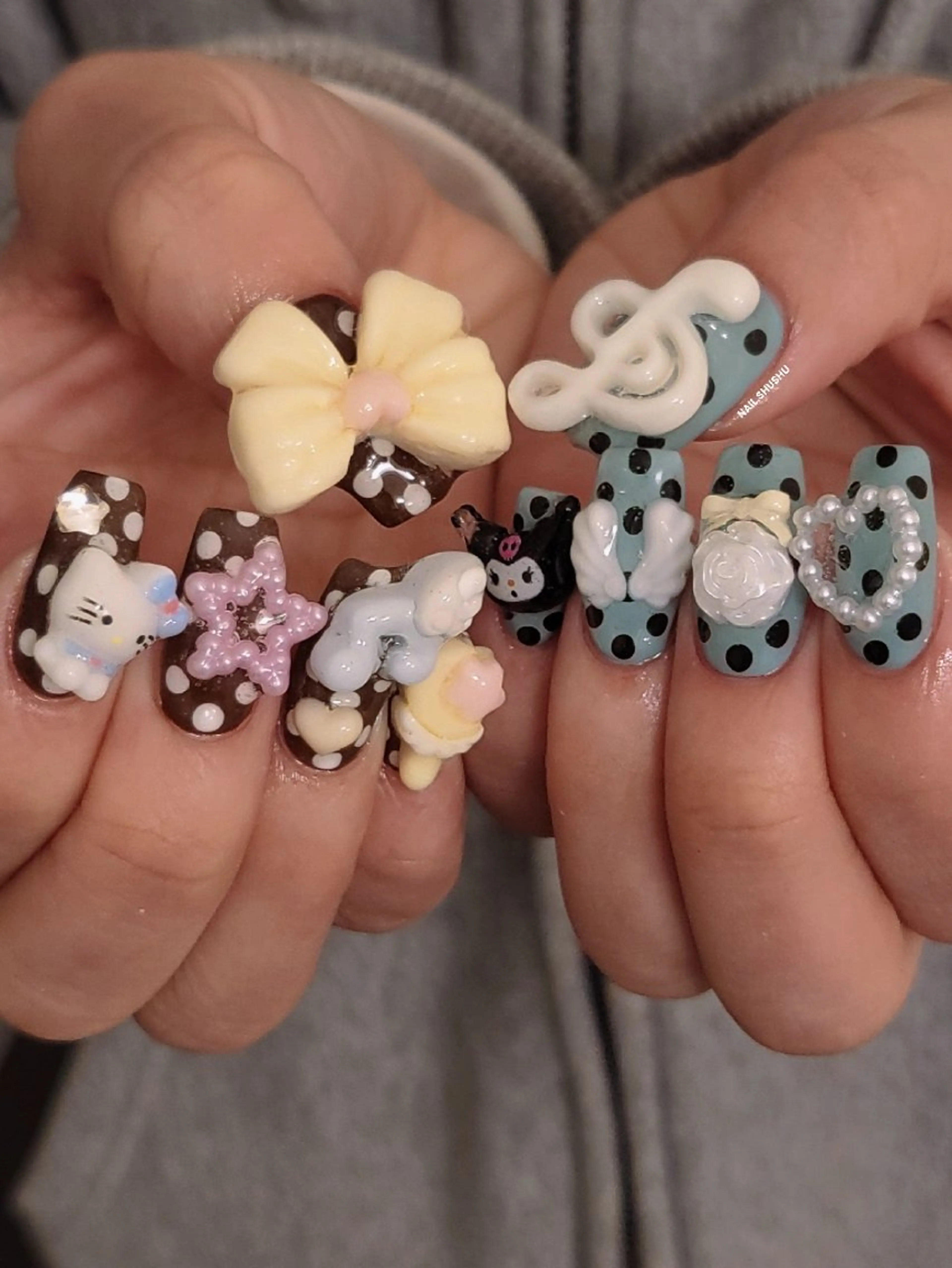 ネイル ハンドネイル 3dパーツ/流行り 👧shushu❤️のネイルデザイン