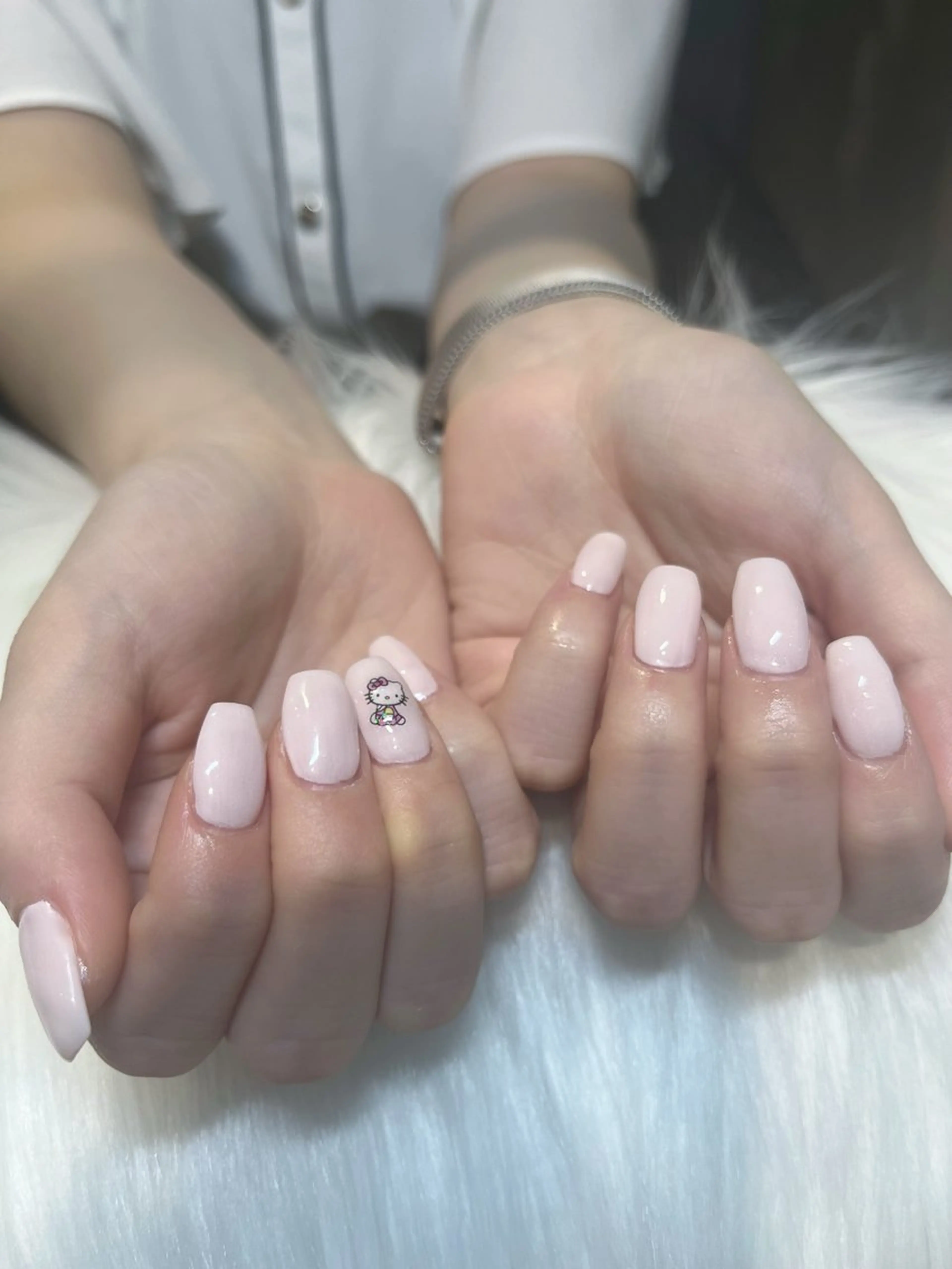 ネイル ワンカラーネイル KOKONA 🎀のネイルデザイン