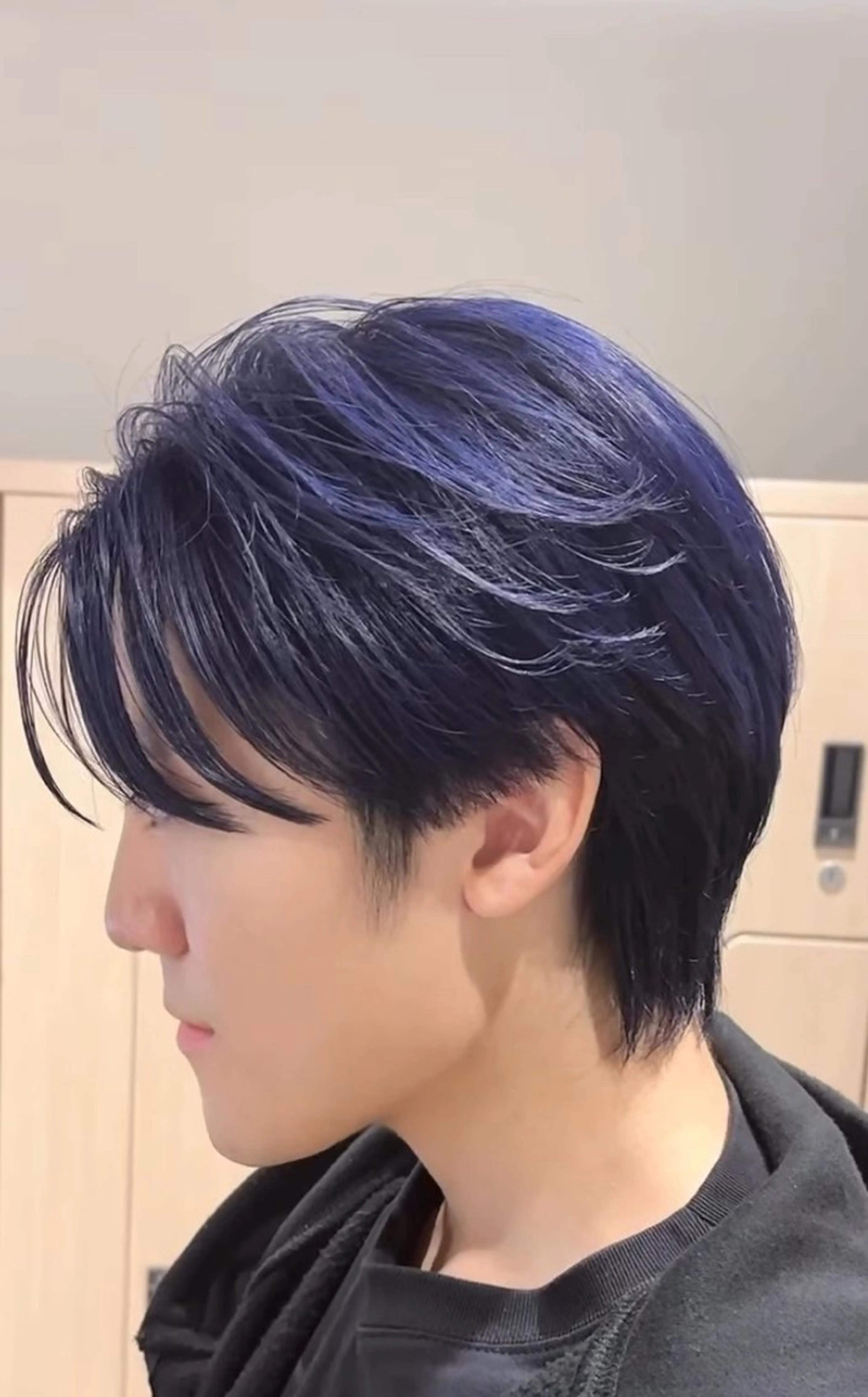 ショート カラー メンズ ヘアカラー モリオフロムロンドン所属・富田 昭月のヘアスタイル