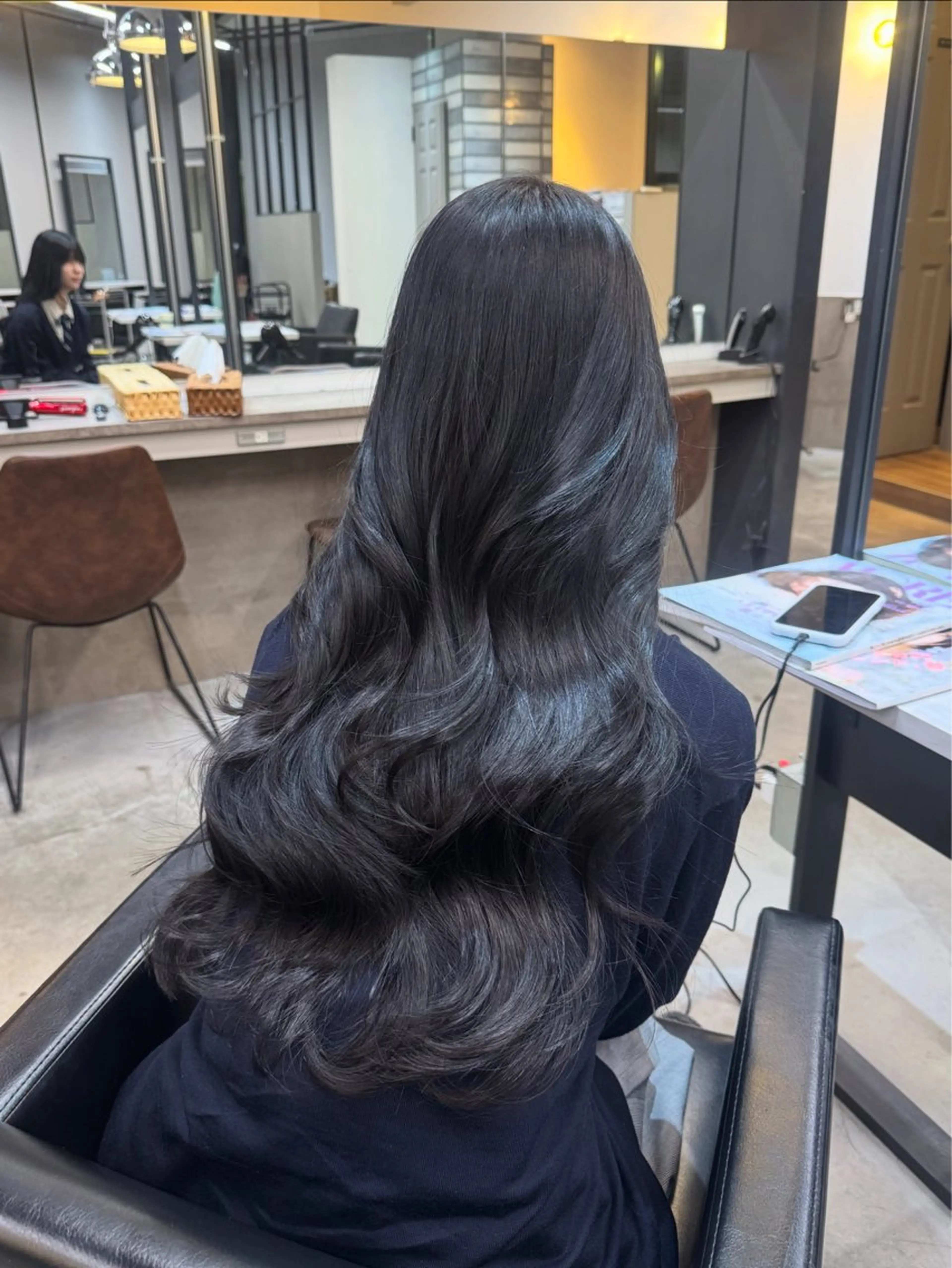 ロング カラー カット ヘアカラー トリートメント 韓国ヘア🇰🇷 YUKINAのヘアスタイル