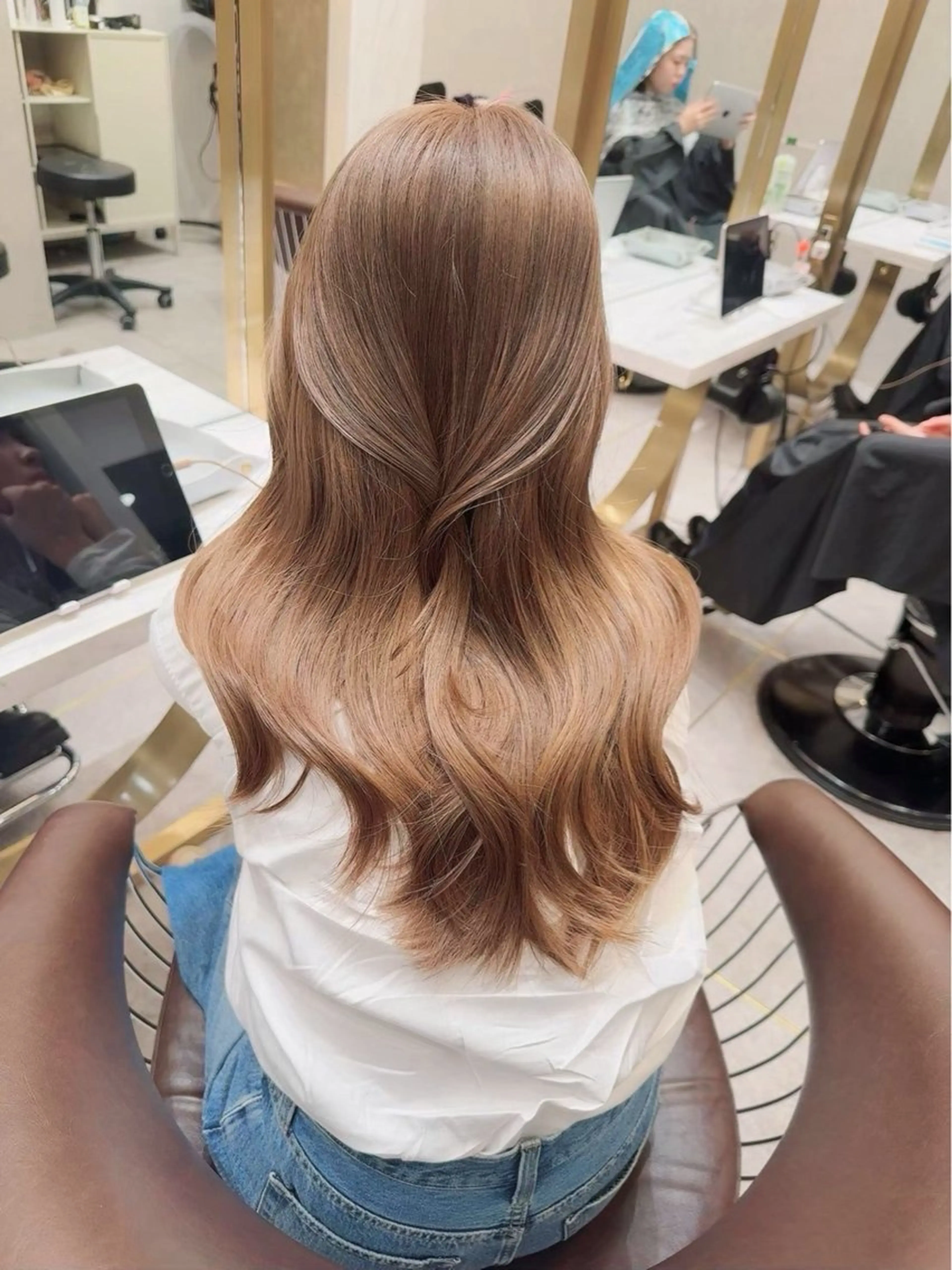 セミロング カラー カット ヘアカラー ダブルカラー 韓国レイヤーKYONのヘアスタイル