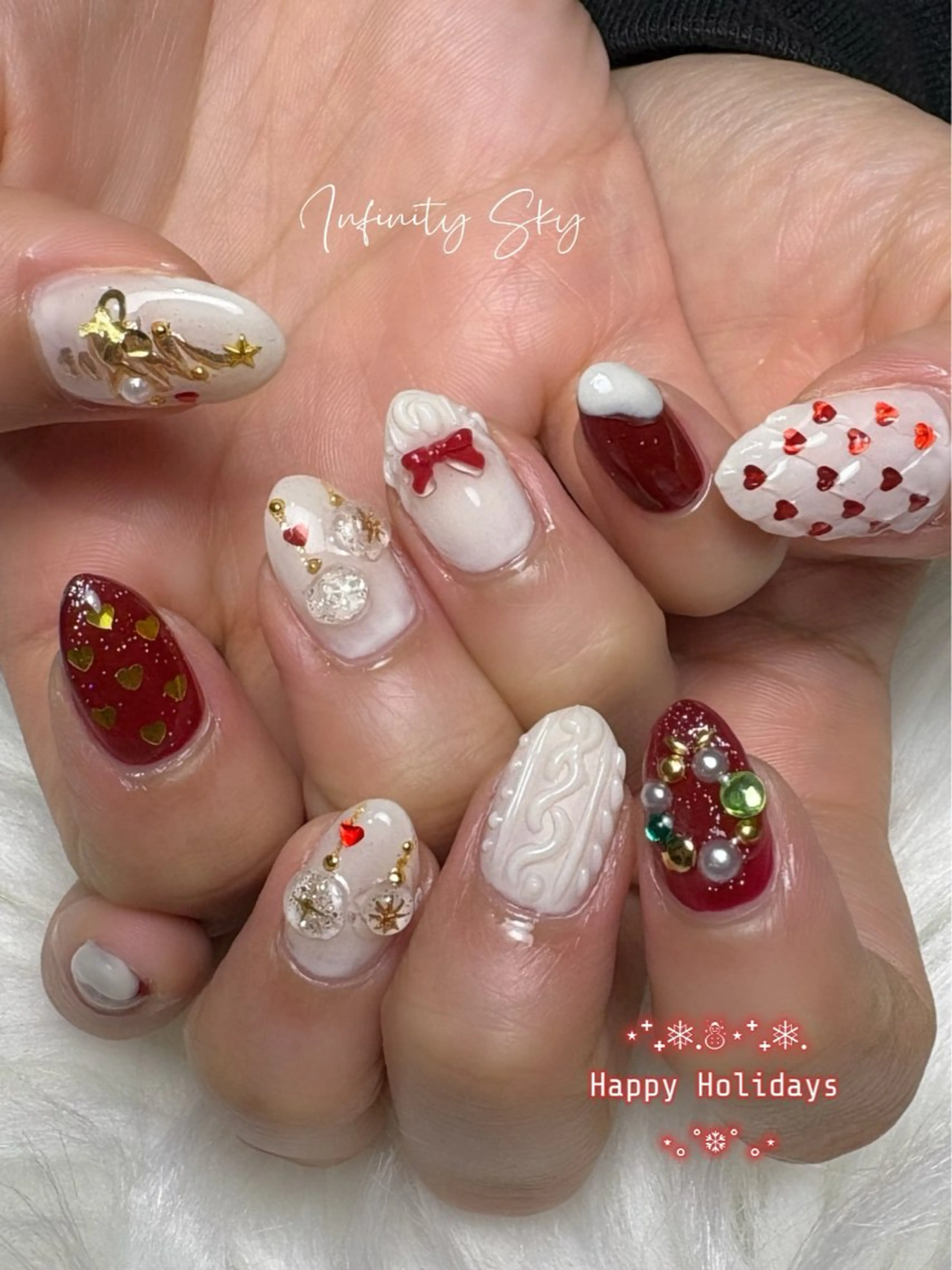 ネイル 赤色 ホワイト 冬ネイル クリスマス infinity skyのネイルデザイン