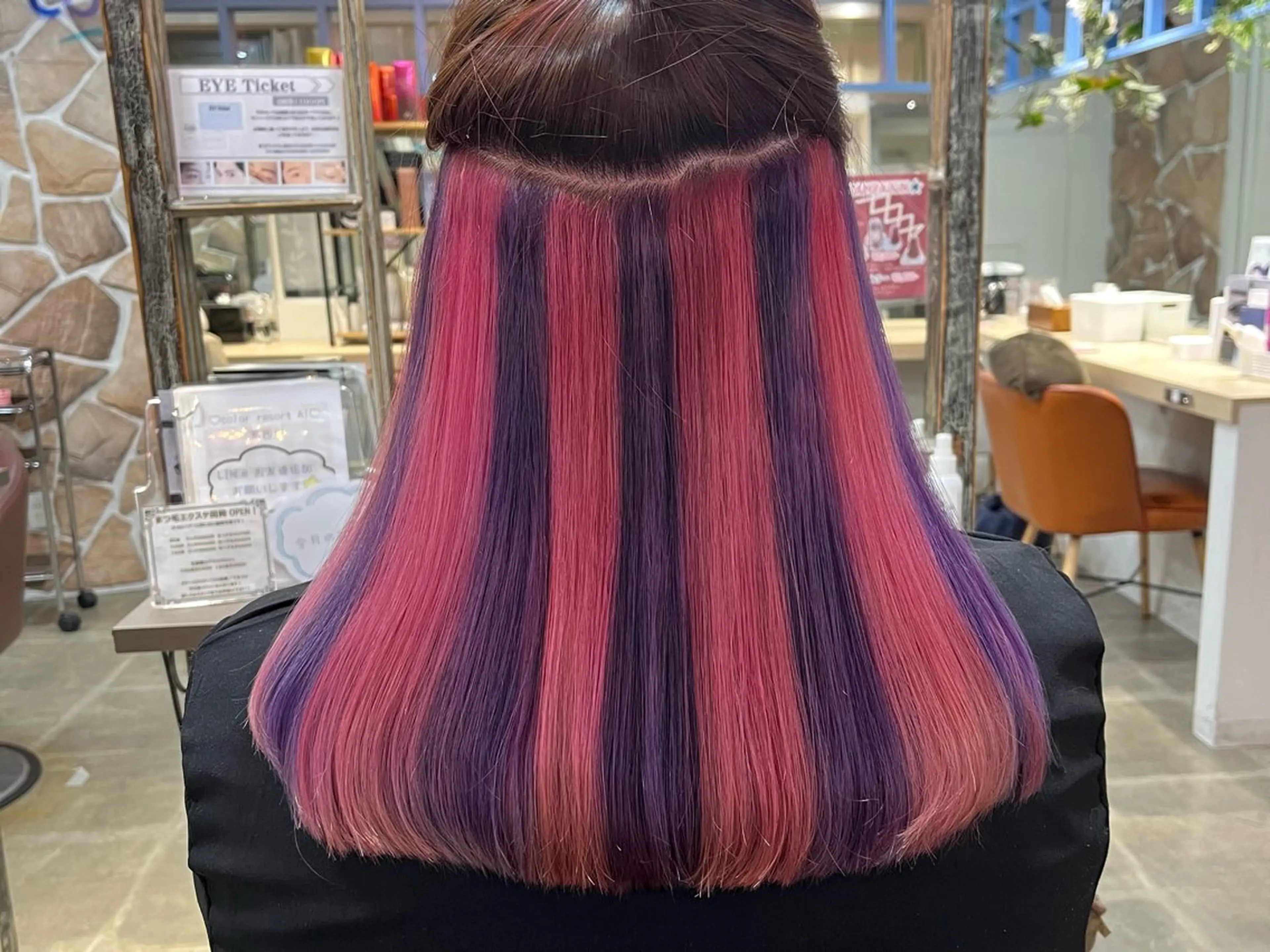 セミロング カラー インナーカラー ピンクカラー パープルカラー エリアNo.1カラー ⭐️hikaru⭐️のヘアスタイル