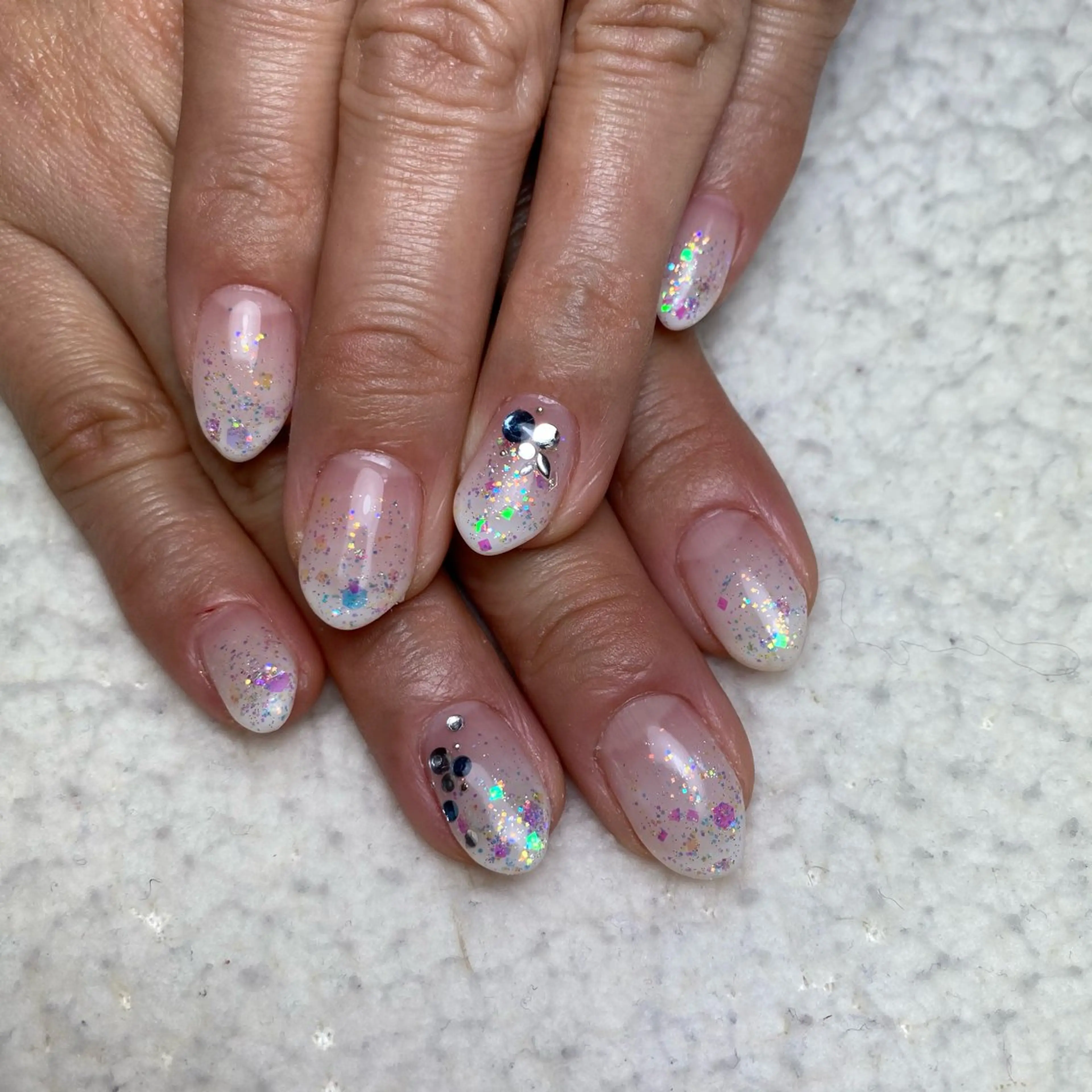 ネイル グラデーション キラキラネイル ラメ(グリッター) ハンドネイル COCO+所属・COCO +のエステ・リラクイメージ