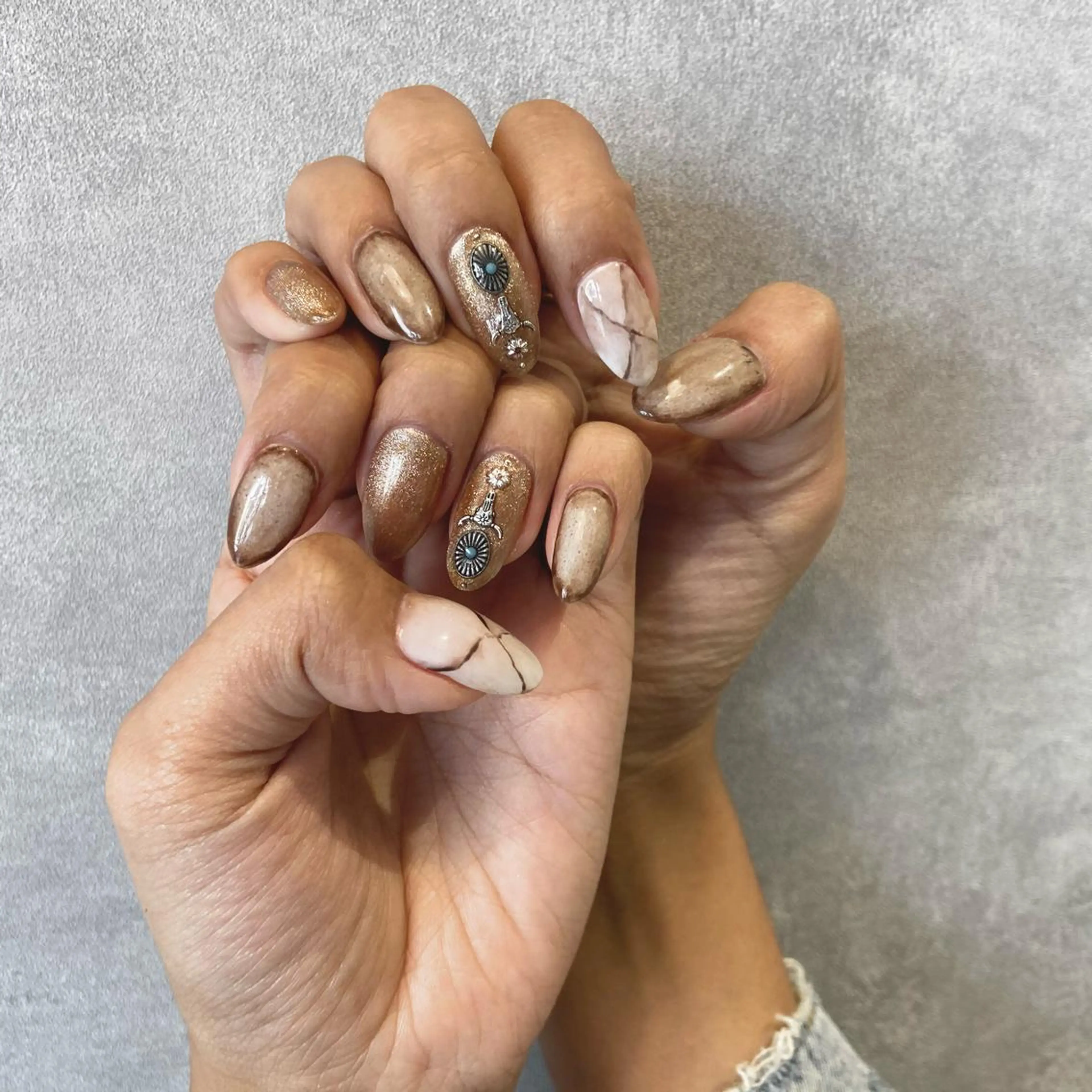 ネイル ハンドネイル happiness プライベートサロンのネイルデザイン