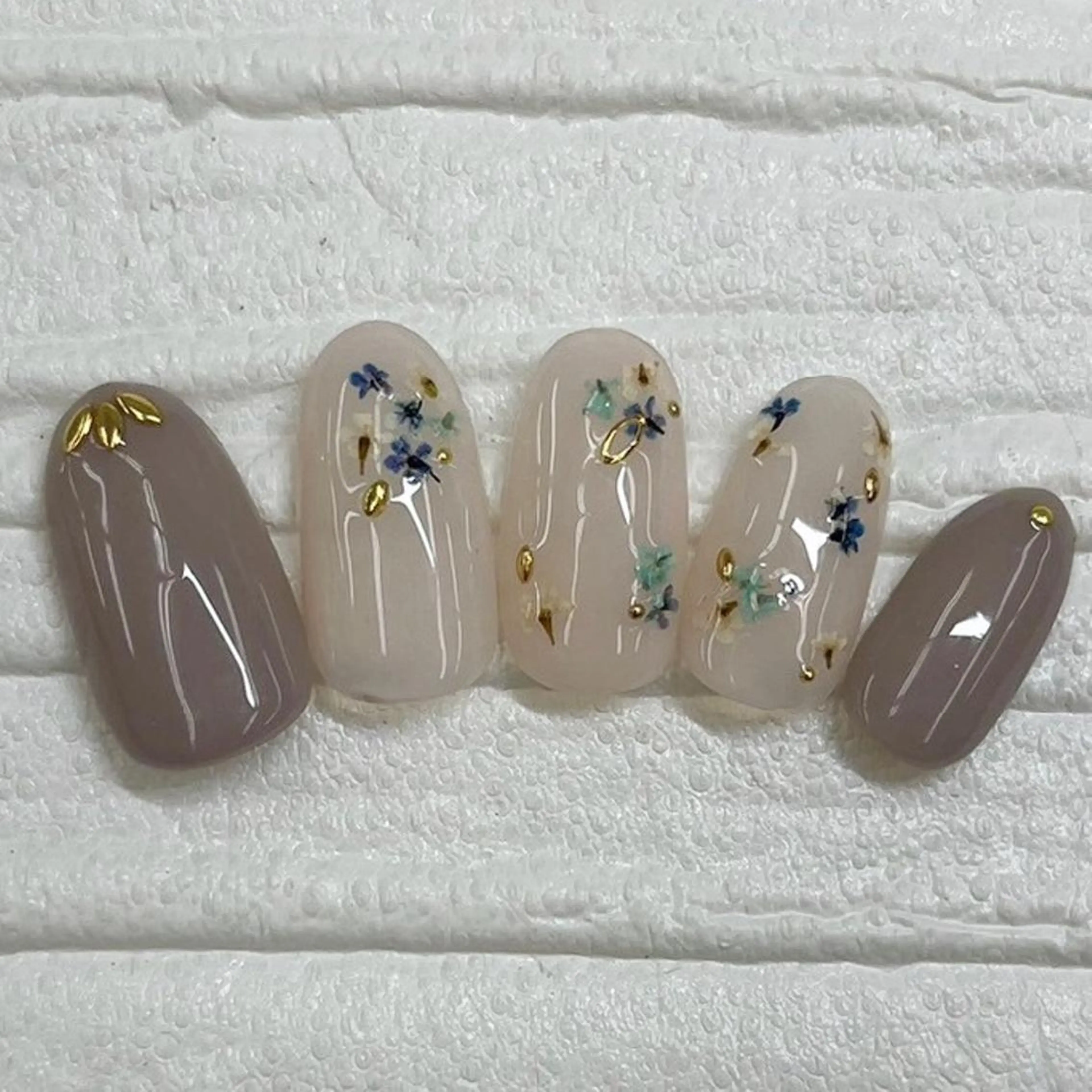 ネイル Nail salon Honey Beeのネイルデザイン