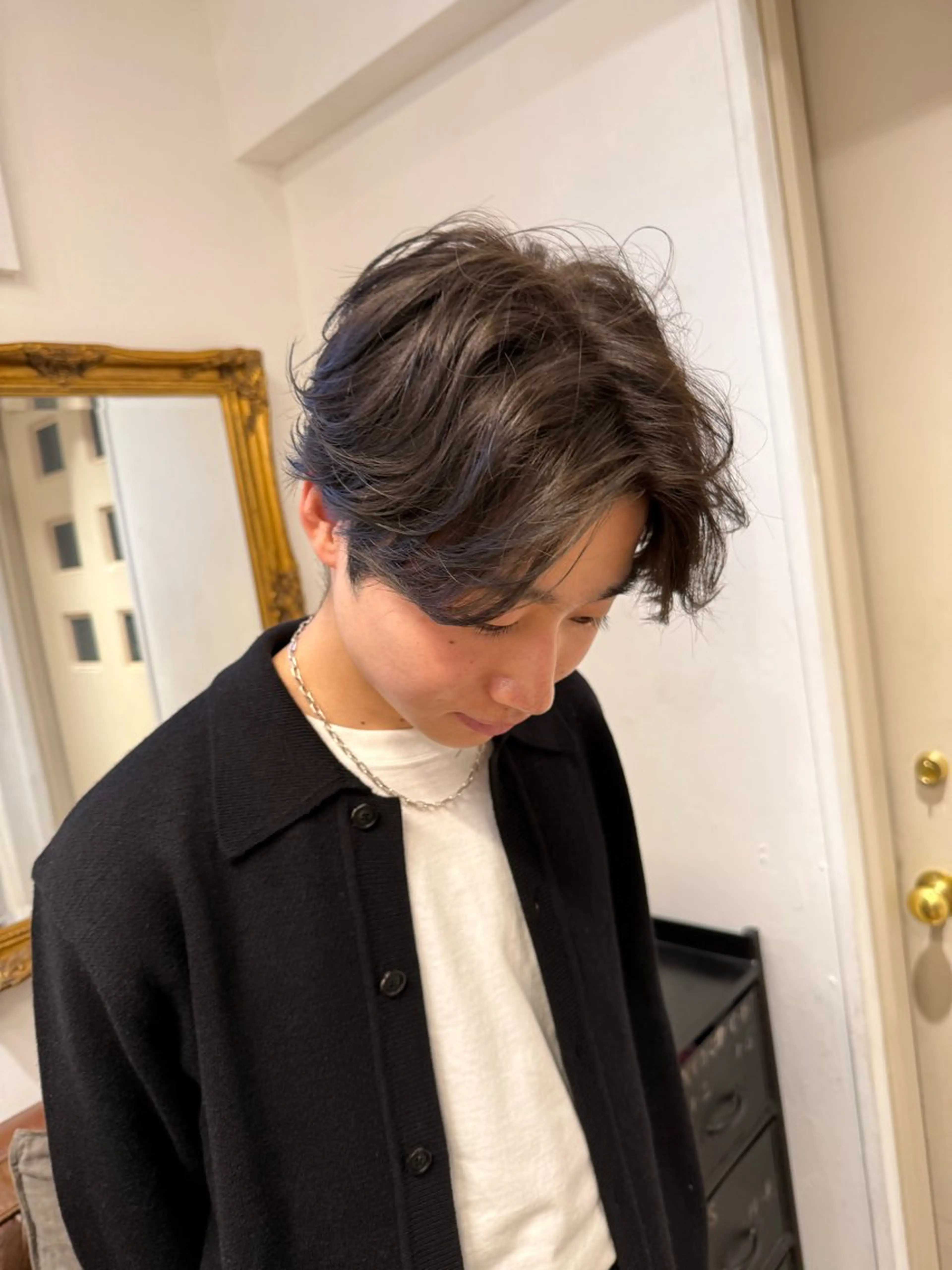 カラー メンズ ミルクティー× グレージュMOMOのヘアスタイル