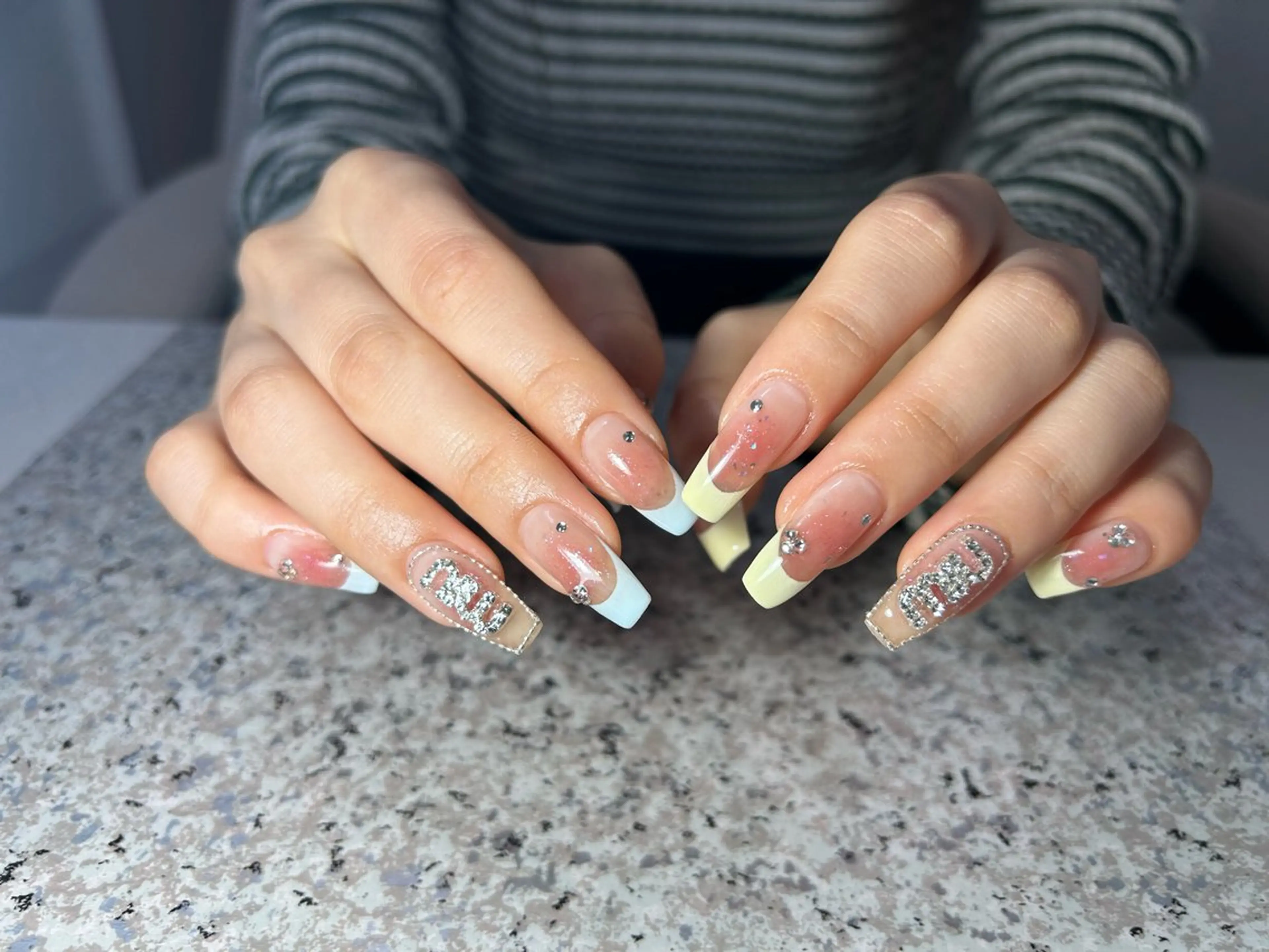 ネイル ハンドネイル nailroom‪ sb‪‪𓈒𓂂𓏸のネイルデザイン