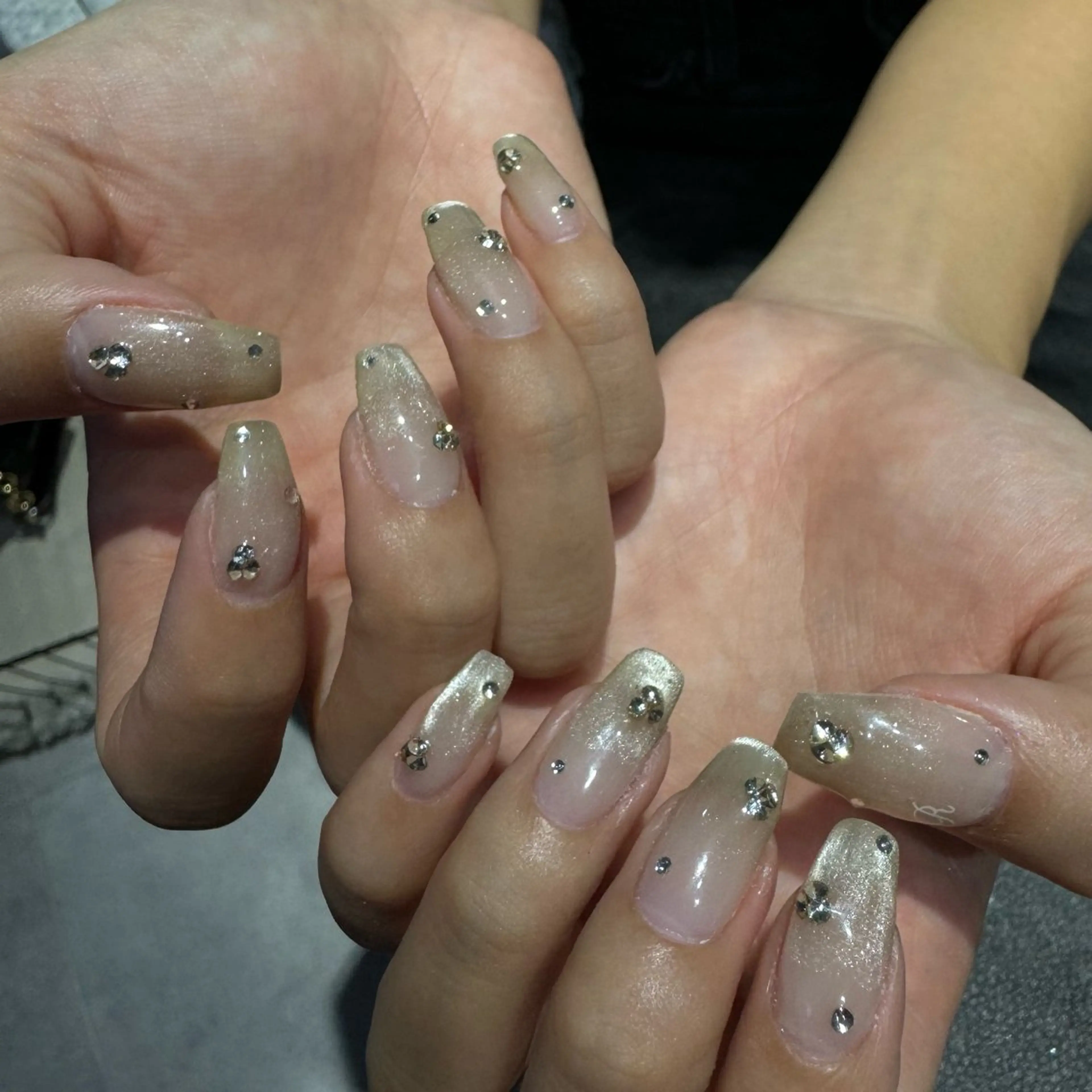 ミディアム ゆびノさき茨木店 ニュアンス/アートのネイルデザイン