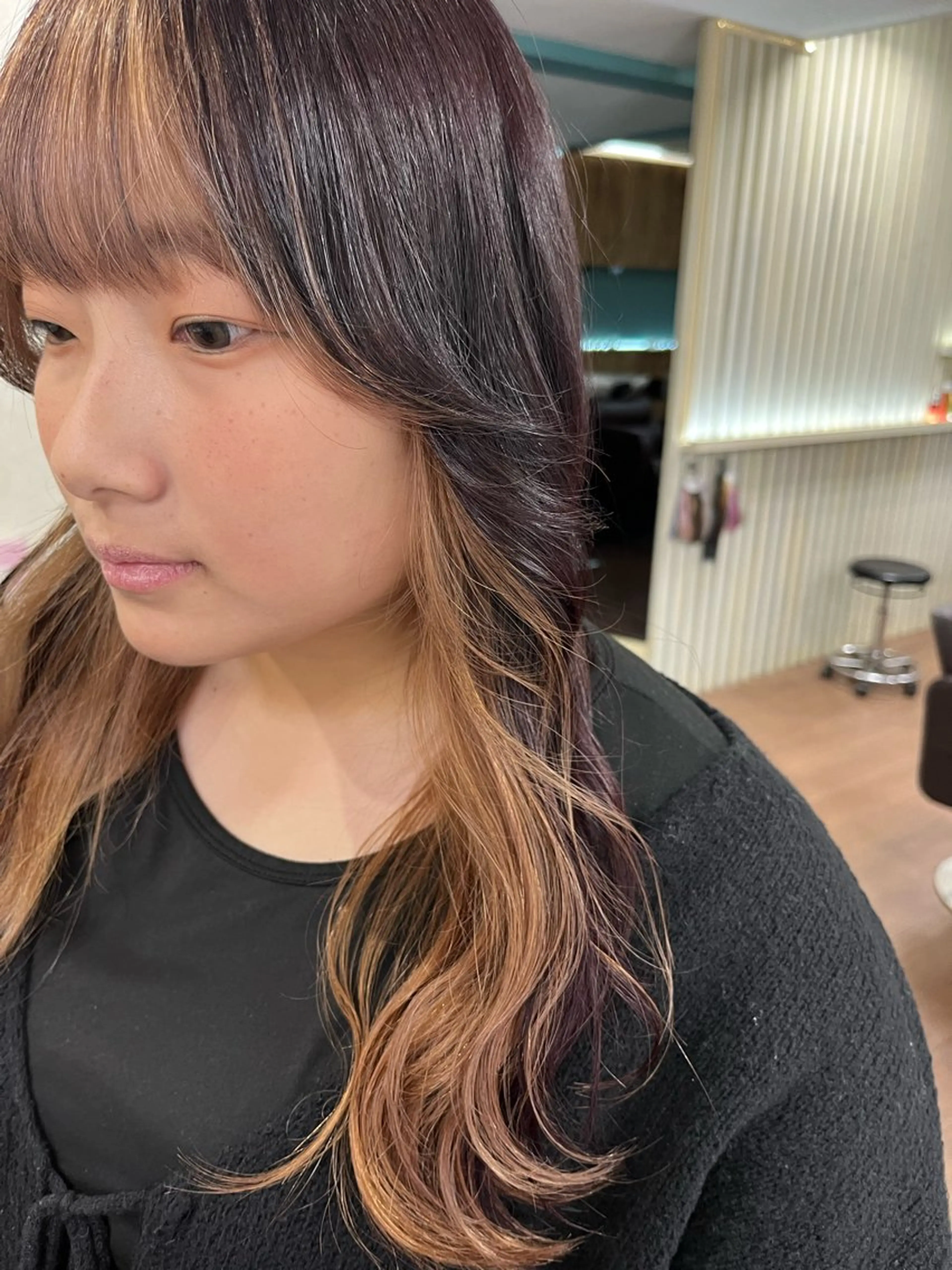 ロング ヘアカラー トリートメント 辻 風香のヘアスタイル