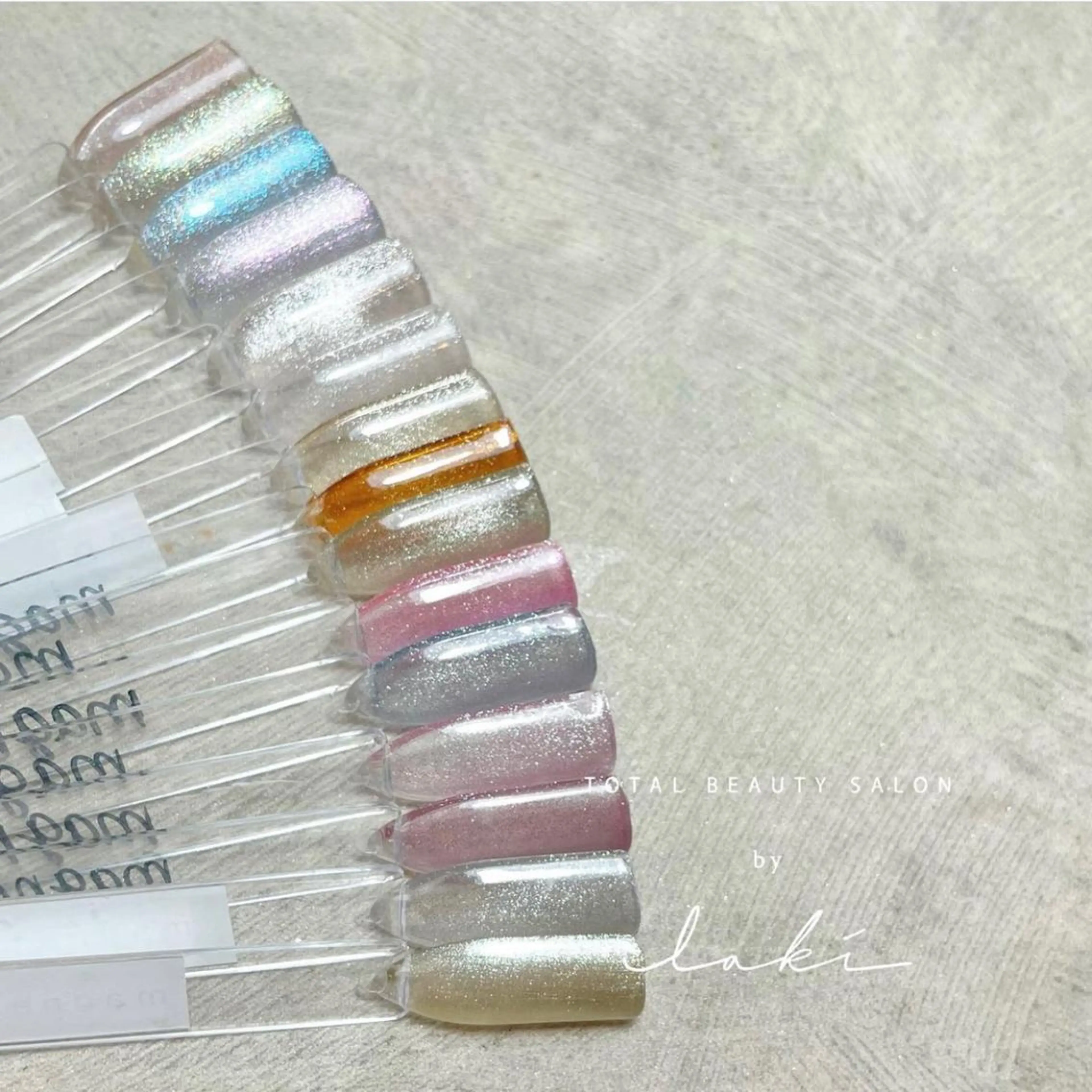 ネイル マグネットネイル ハンドネイル my&所属・my&_ maimiのネイルデザイン