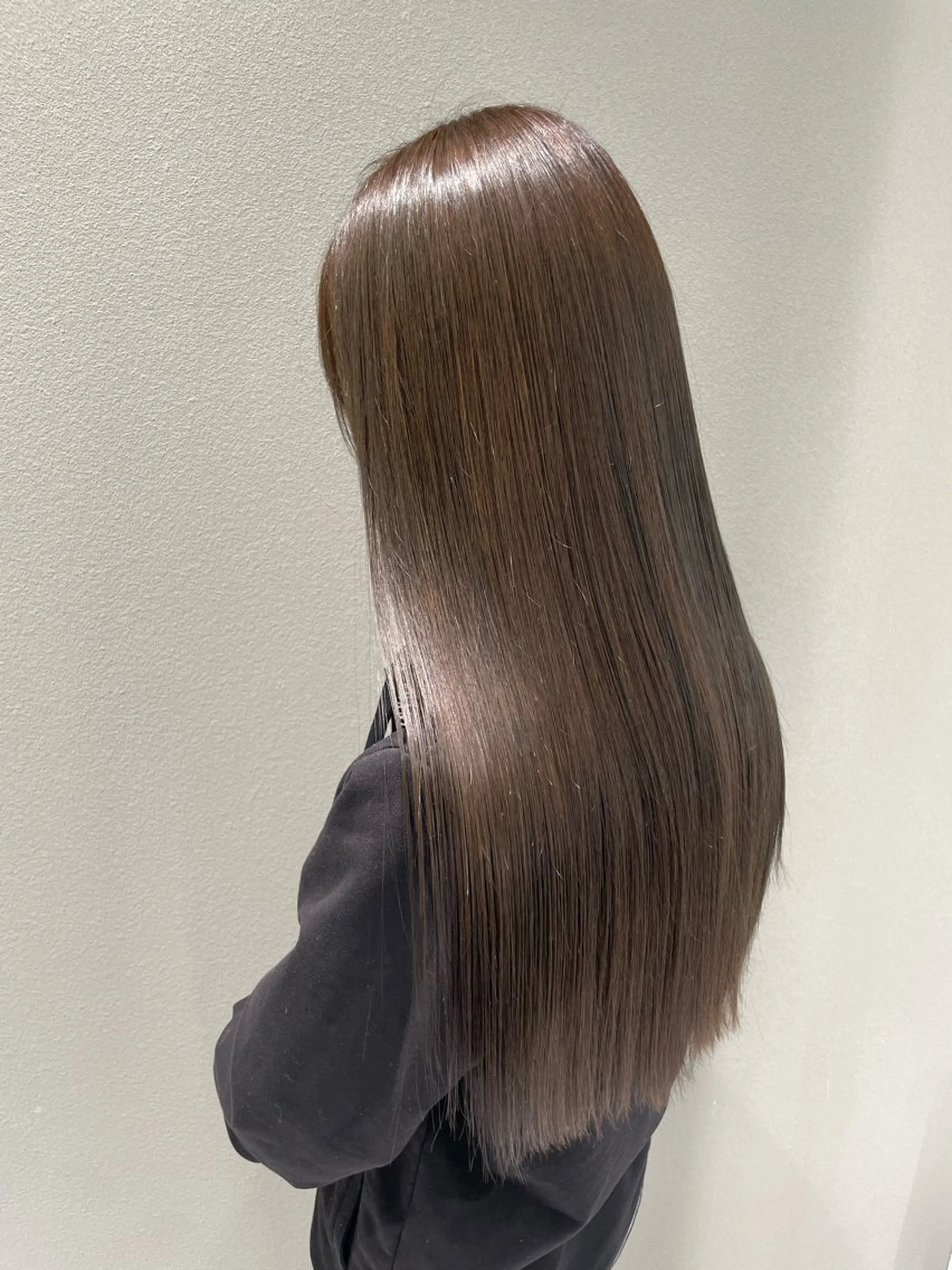 ロング カラー グレージュ ヘアカラー 寺島 圭人のヘアスタイル