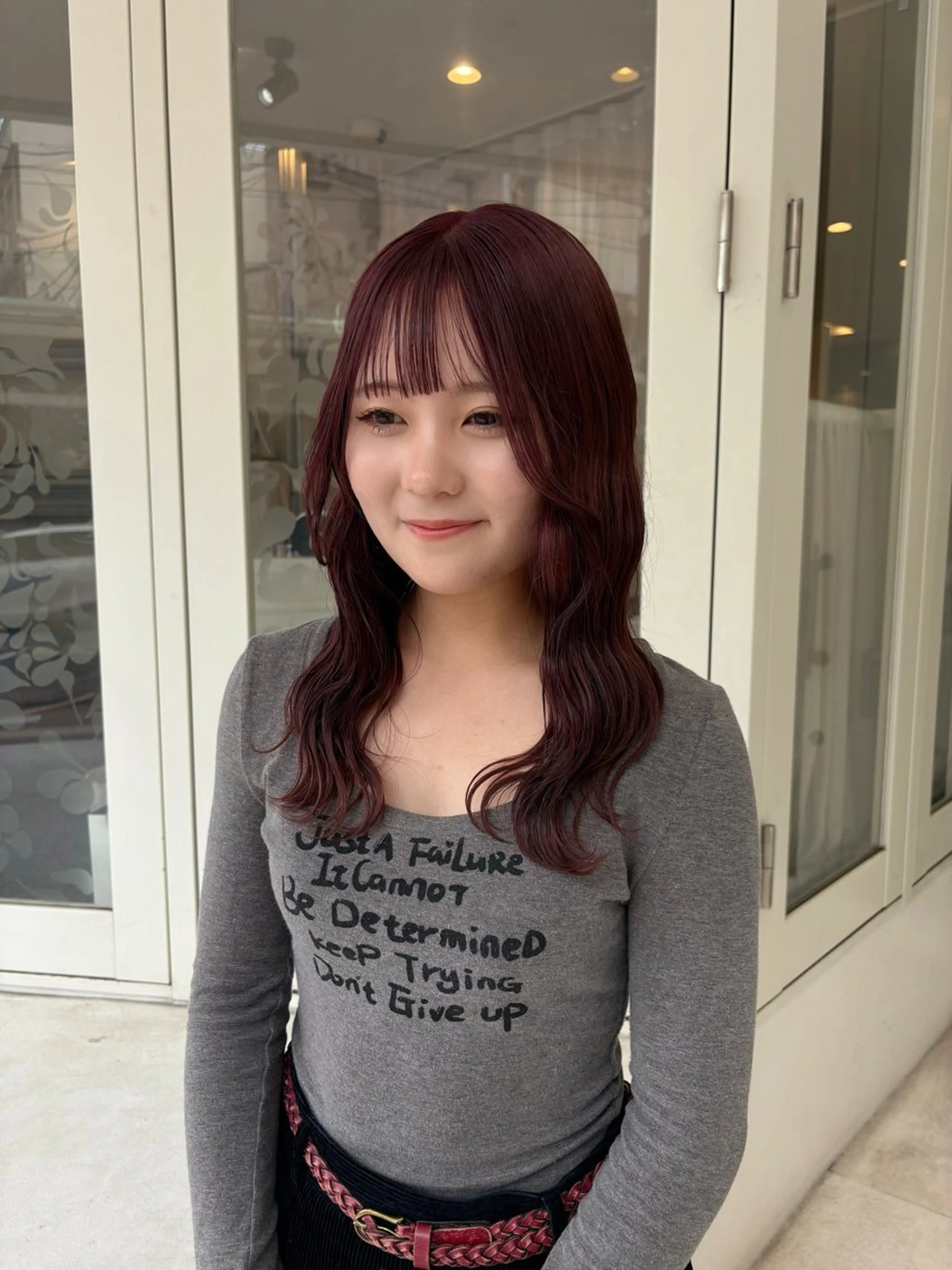 ロング カラー ブリーチ ブラウンカラー 透明感カラー ピンクカラー ピンクブラウン レイヤーカット /ゆうのヘアスタイル