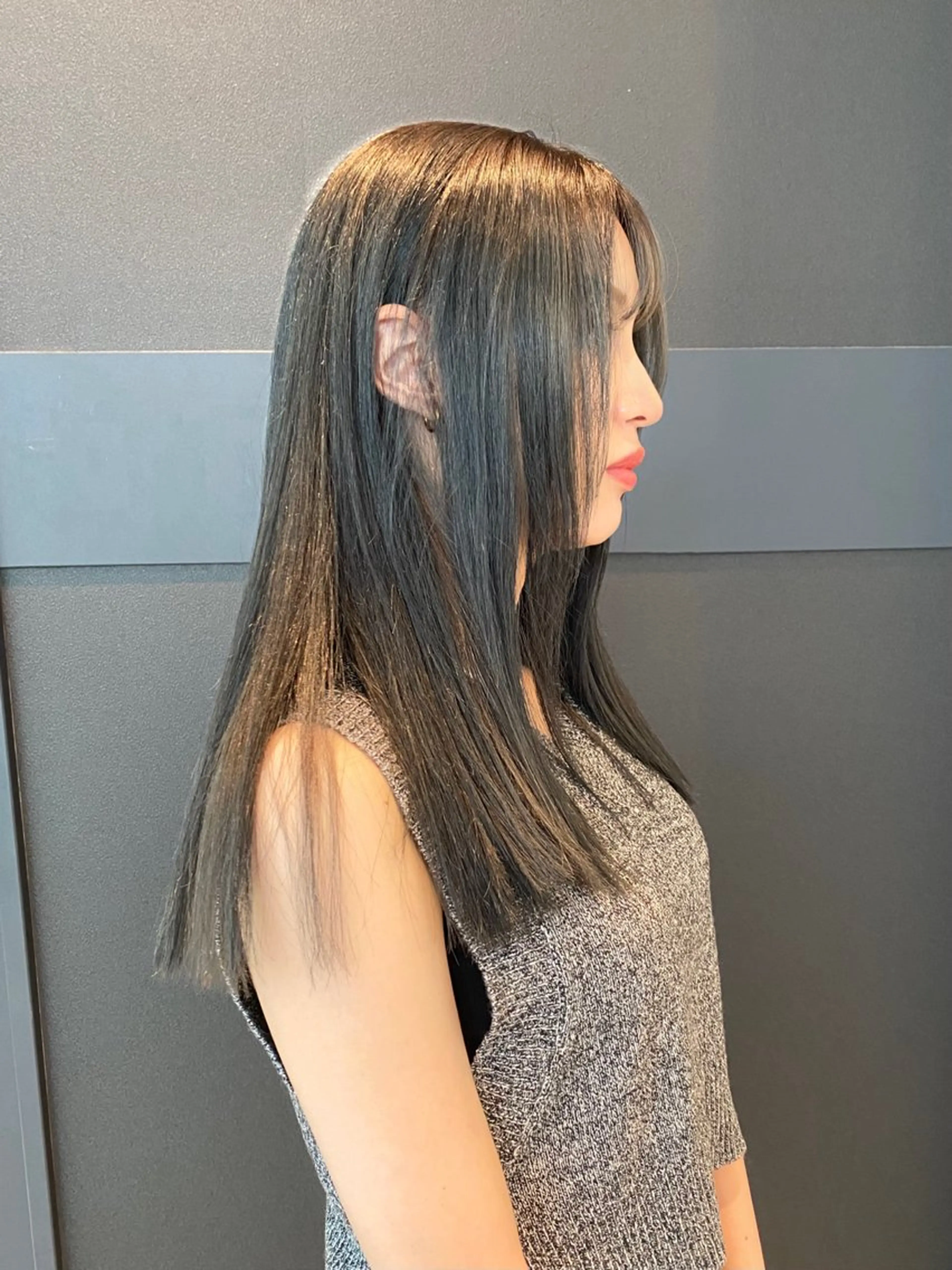 ロング カラー パーマ グレージュ オリーブグレージュ オリーブグレー 縮毛矯正 カット ヘアカラー 縮毛矯正 トリートメント mai / linoah˚✧のヘアスタイル