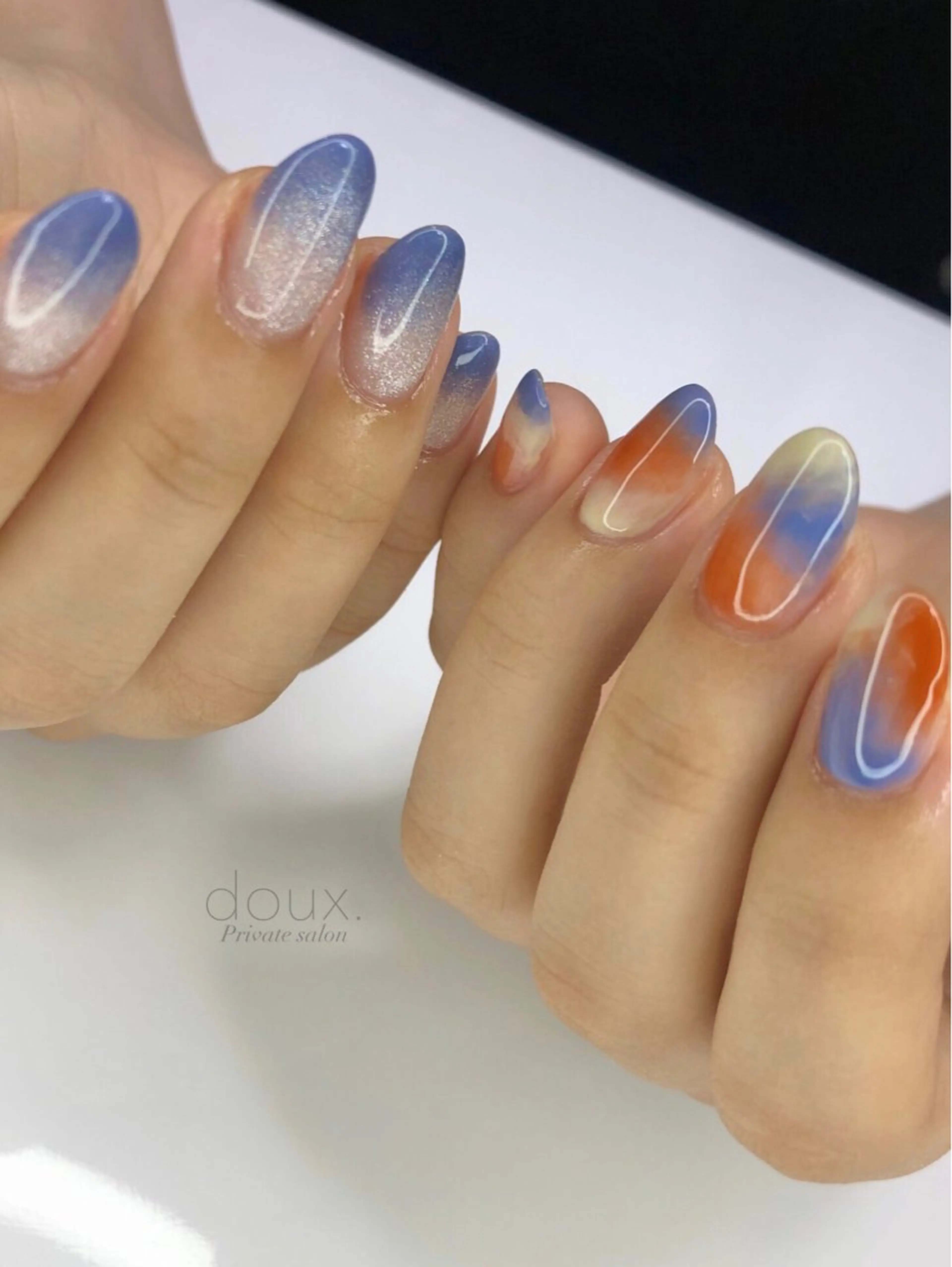 ネイル グラデーション 氷ネイル・うるうるネイル 韓国ネイル マグネットネイル 持ち込み ハンドネイル doux. nailのネイルデザイン