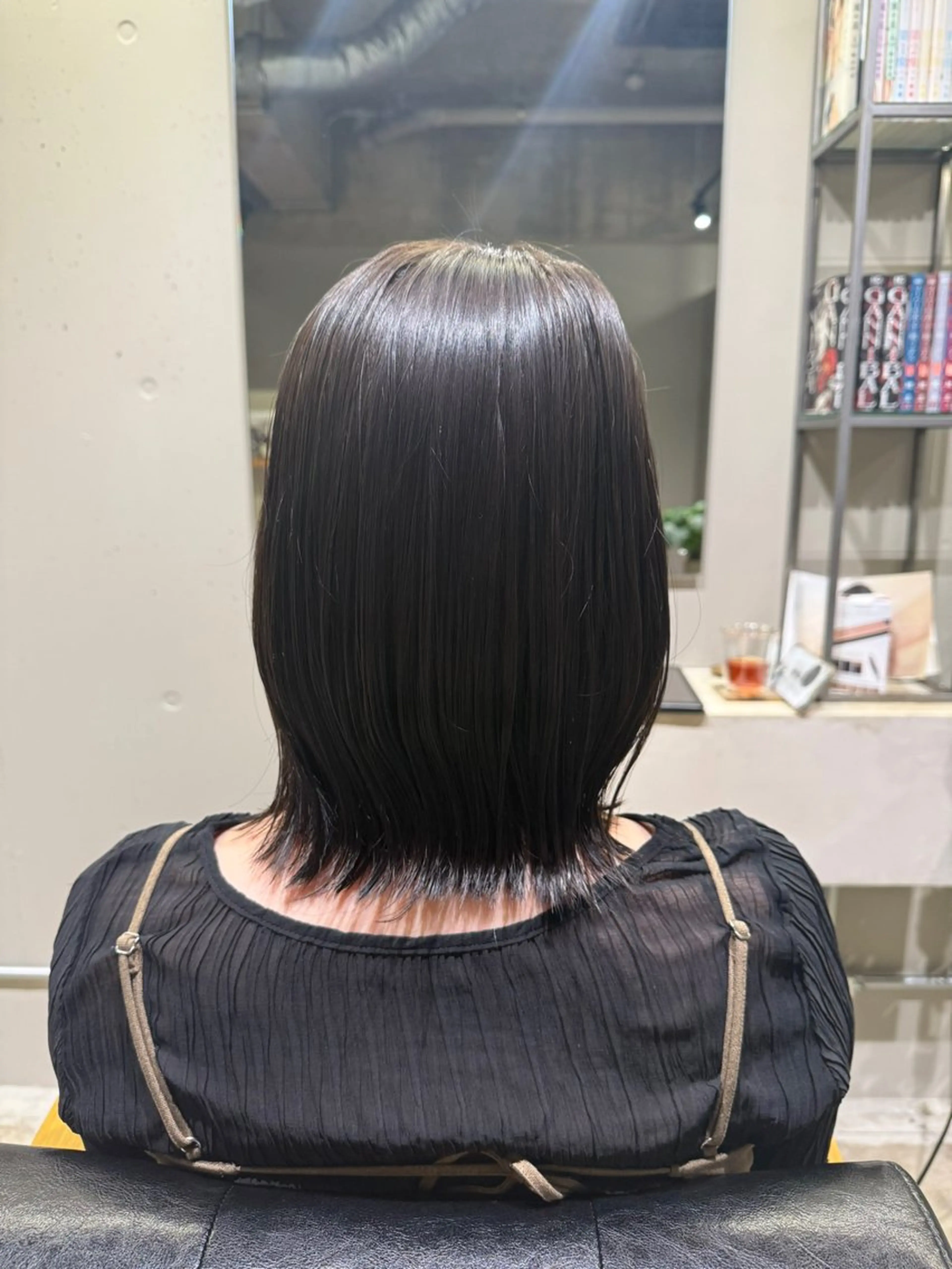 ショート ヘアカラー 安藤 里奈のヘアスタイル