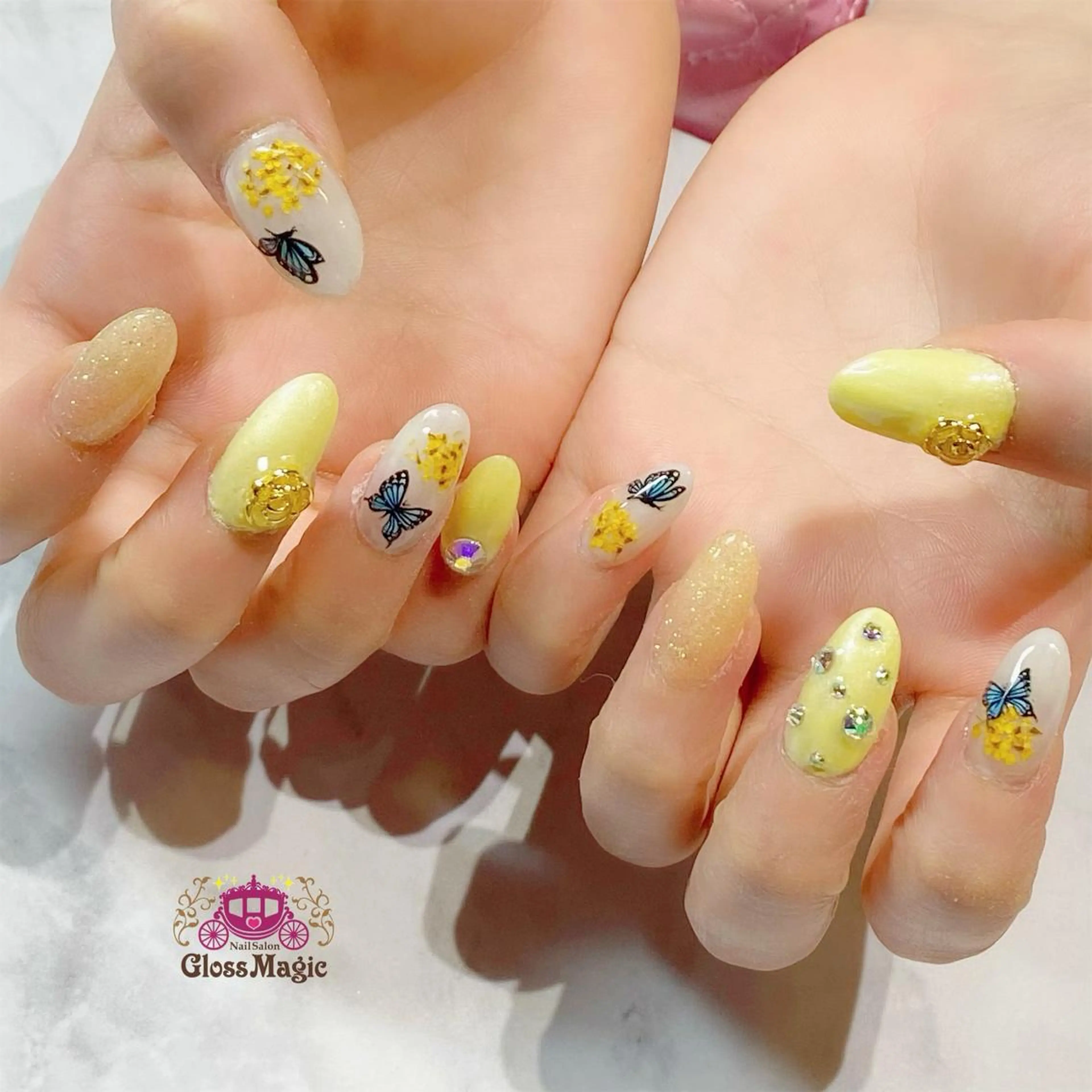ネイル ハンドネイル YUN 💅のネイルデザイン