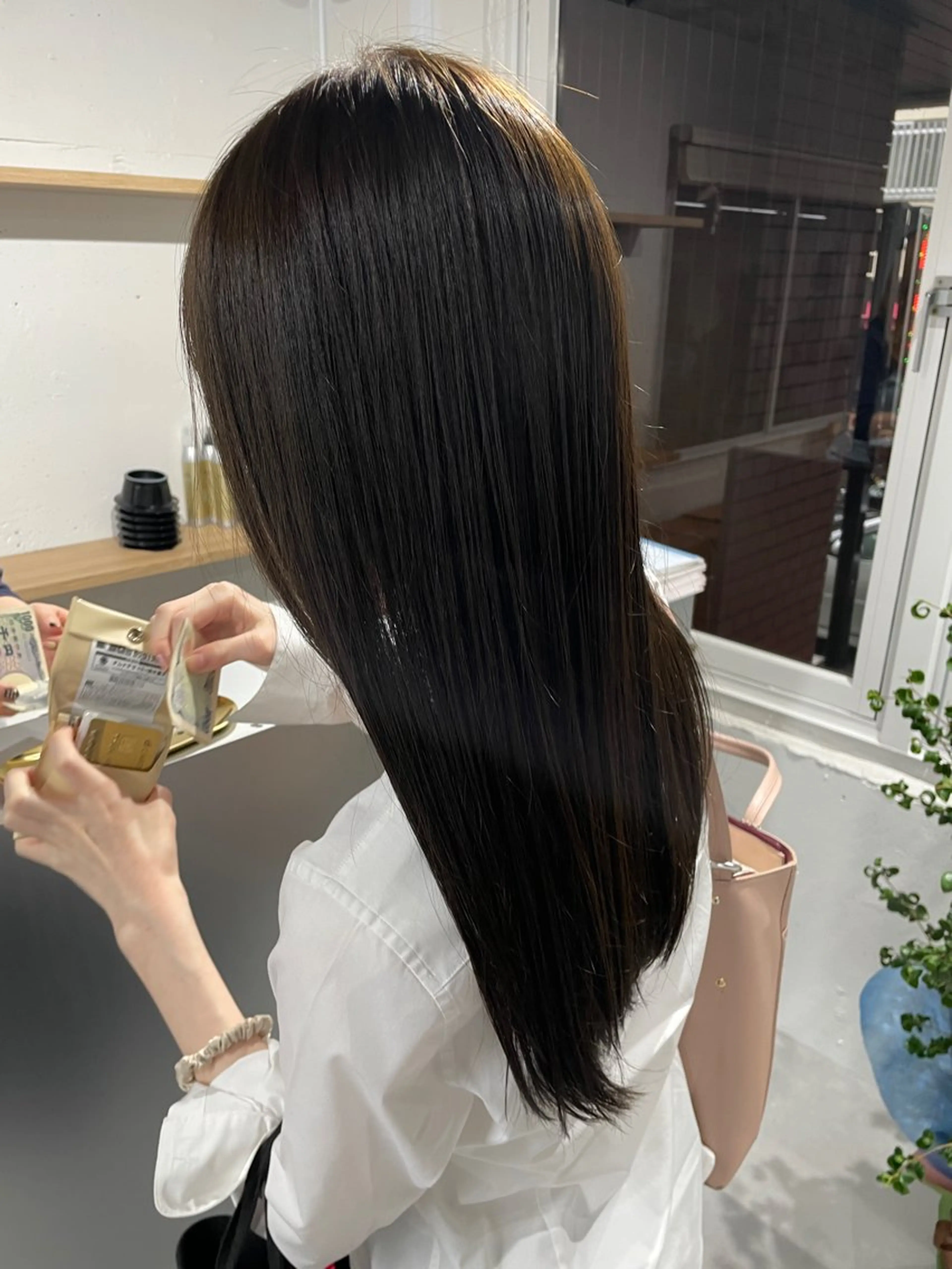 カラー ブラウンカラー オリーブブラウン ルカ/ ニュアンスヘアのヘアスタイル