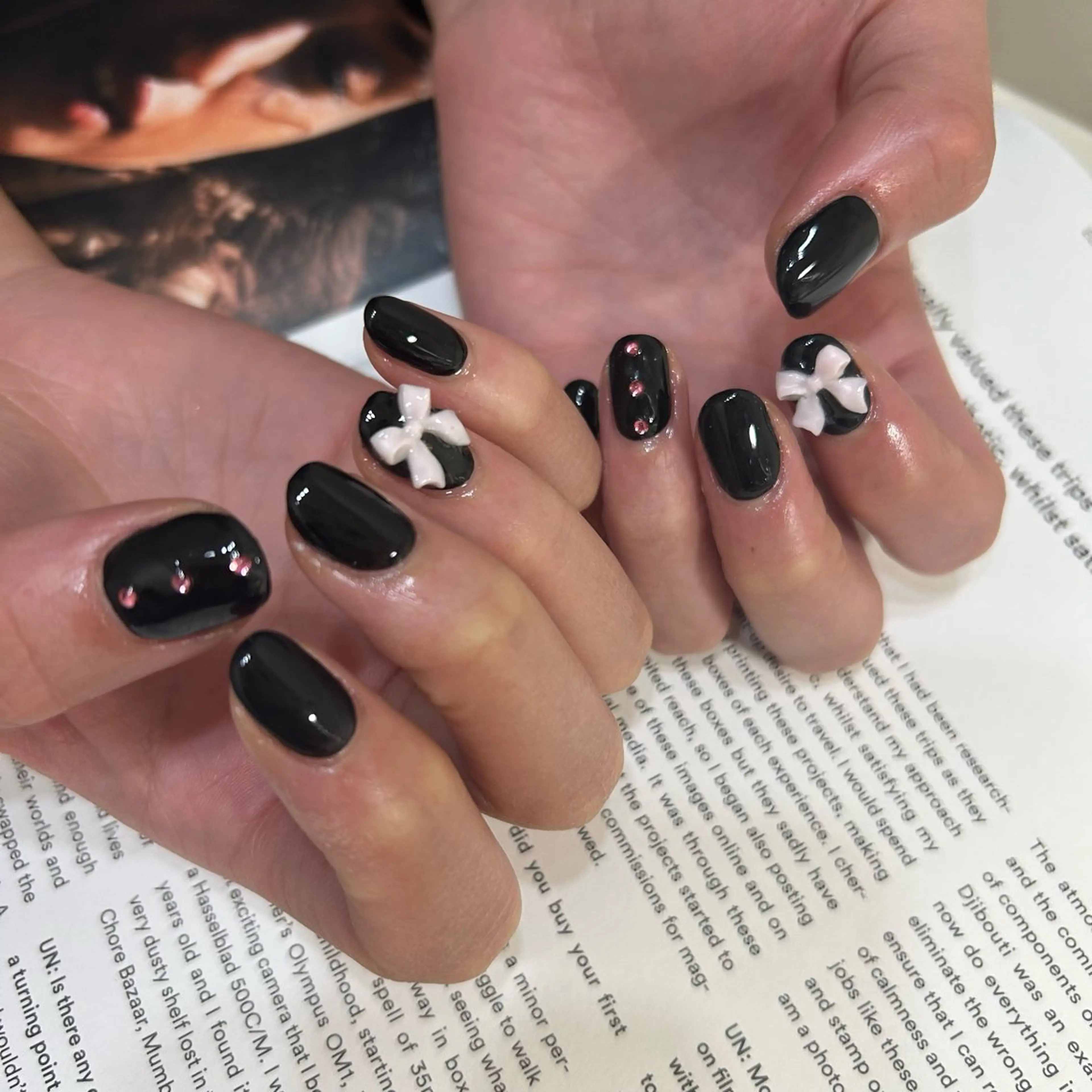 ネイル ブルー フットネイル ジェルネイル キラキラネイル 韓国ネイル RooM -produce by maynail-所属・RooM -mizuki-のネイルデザイン